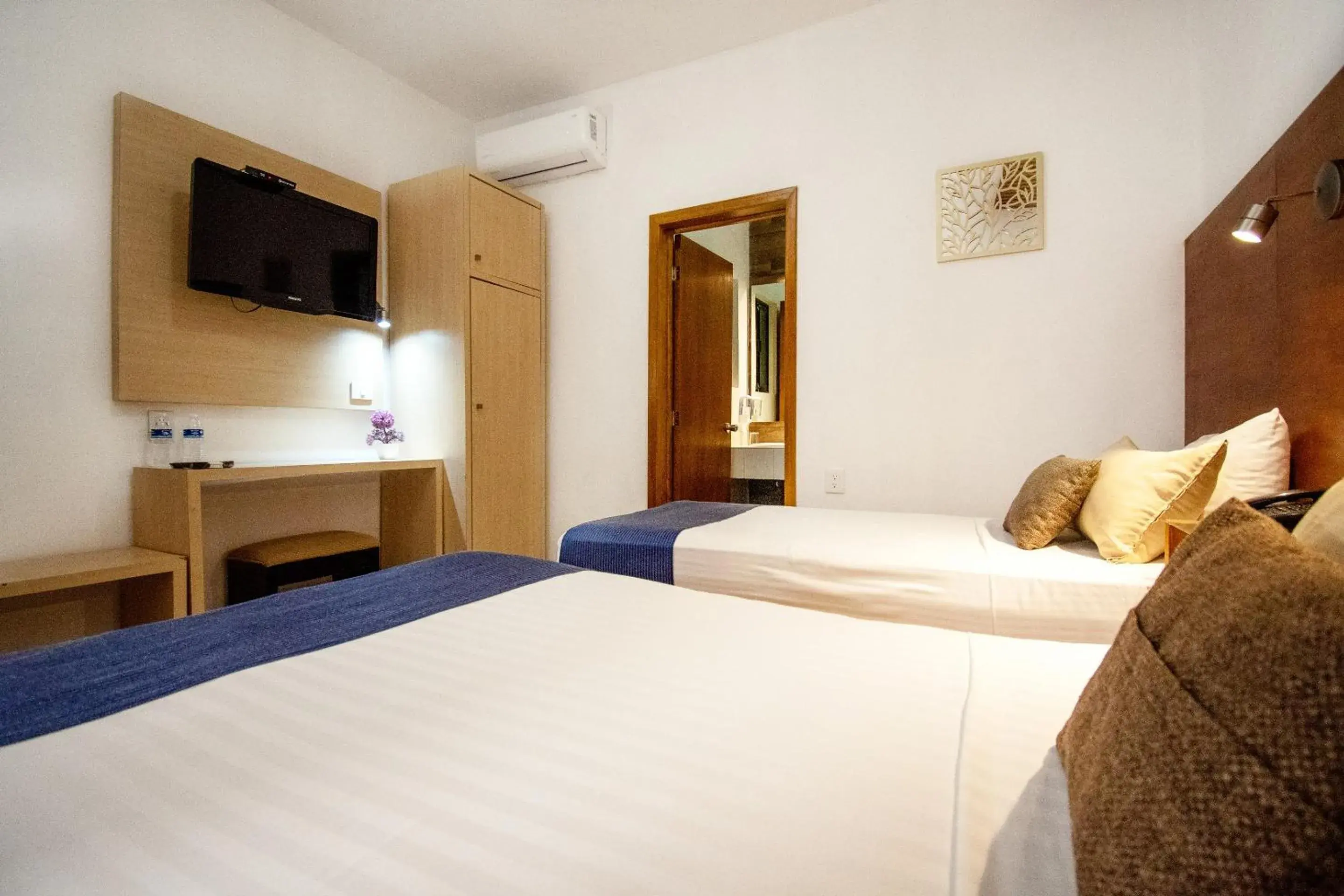 Bed in Hotel del Carmen