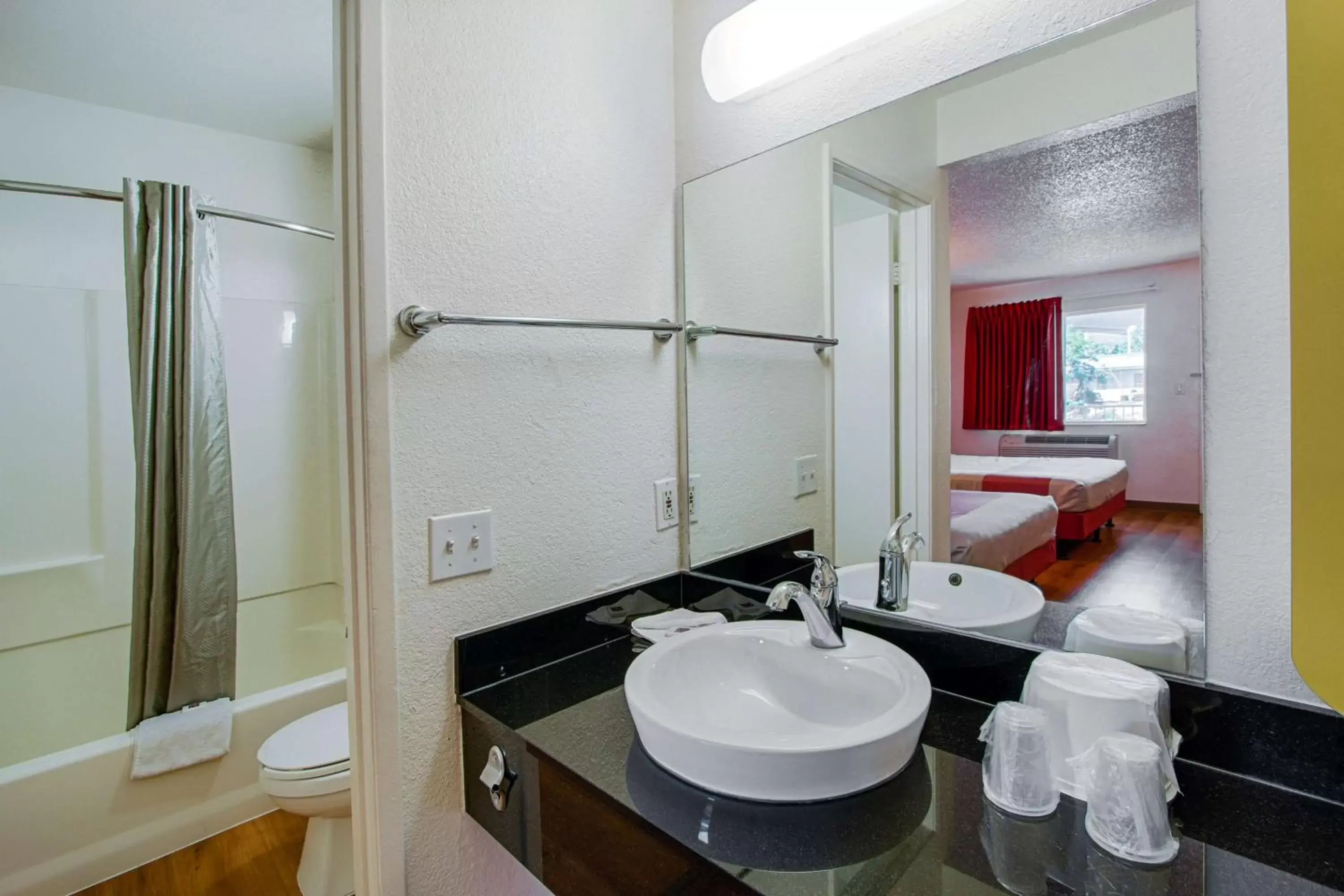 Shower, Bathroom in Motel 6-La Mesa, CA - San Diego