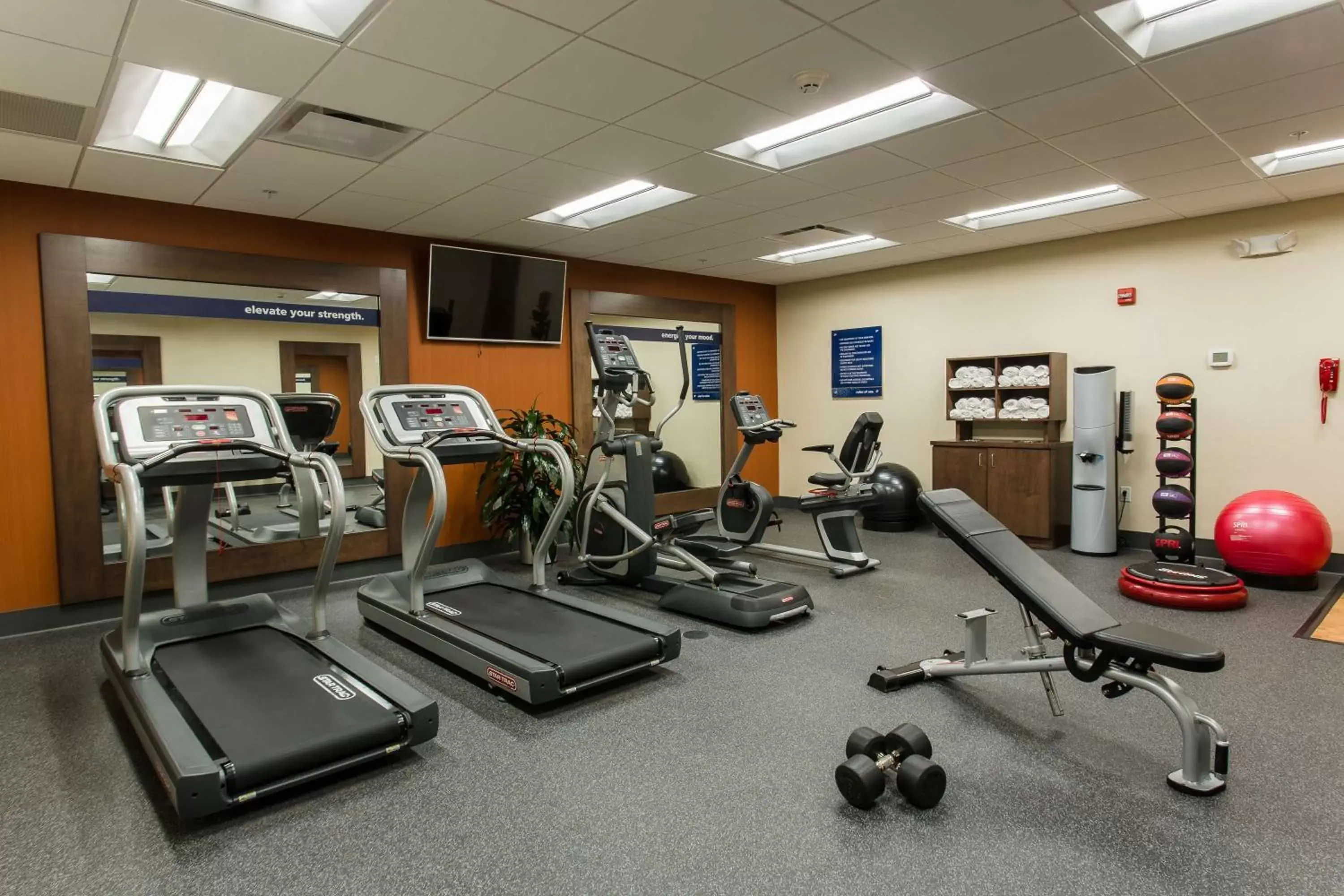 Fitness centre/facilities, Fitness Center/Facilities in Hampton Inn & Suites - Knoxville Papermill Drive, TN