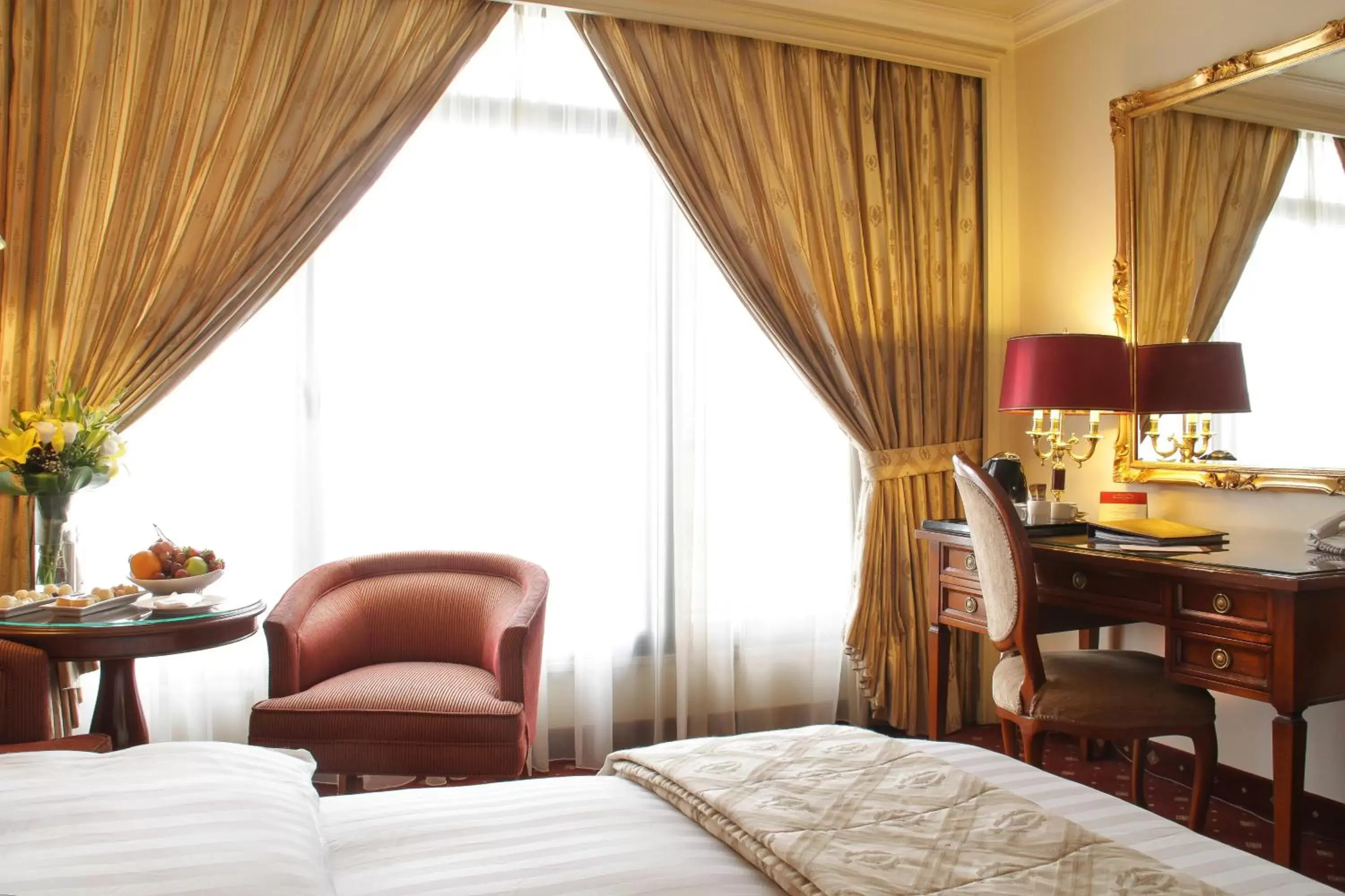 Bedroom, Bed in Regency Palace Amman