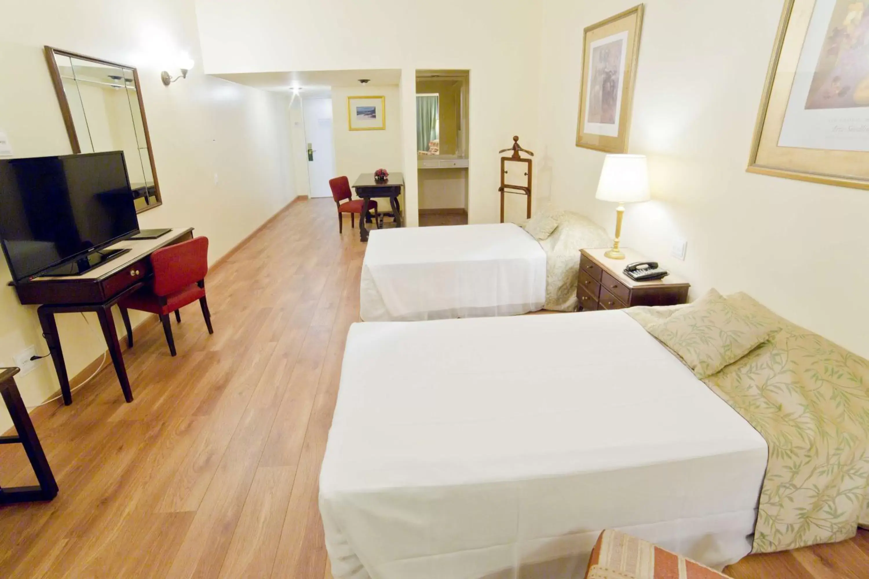 Photo of the whole room, Bed in Dayrell Hotel e Centro de Convenções Photo of the whole room, Bed in Dayrell Hotel e Centro de Convenções