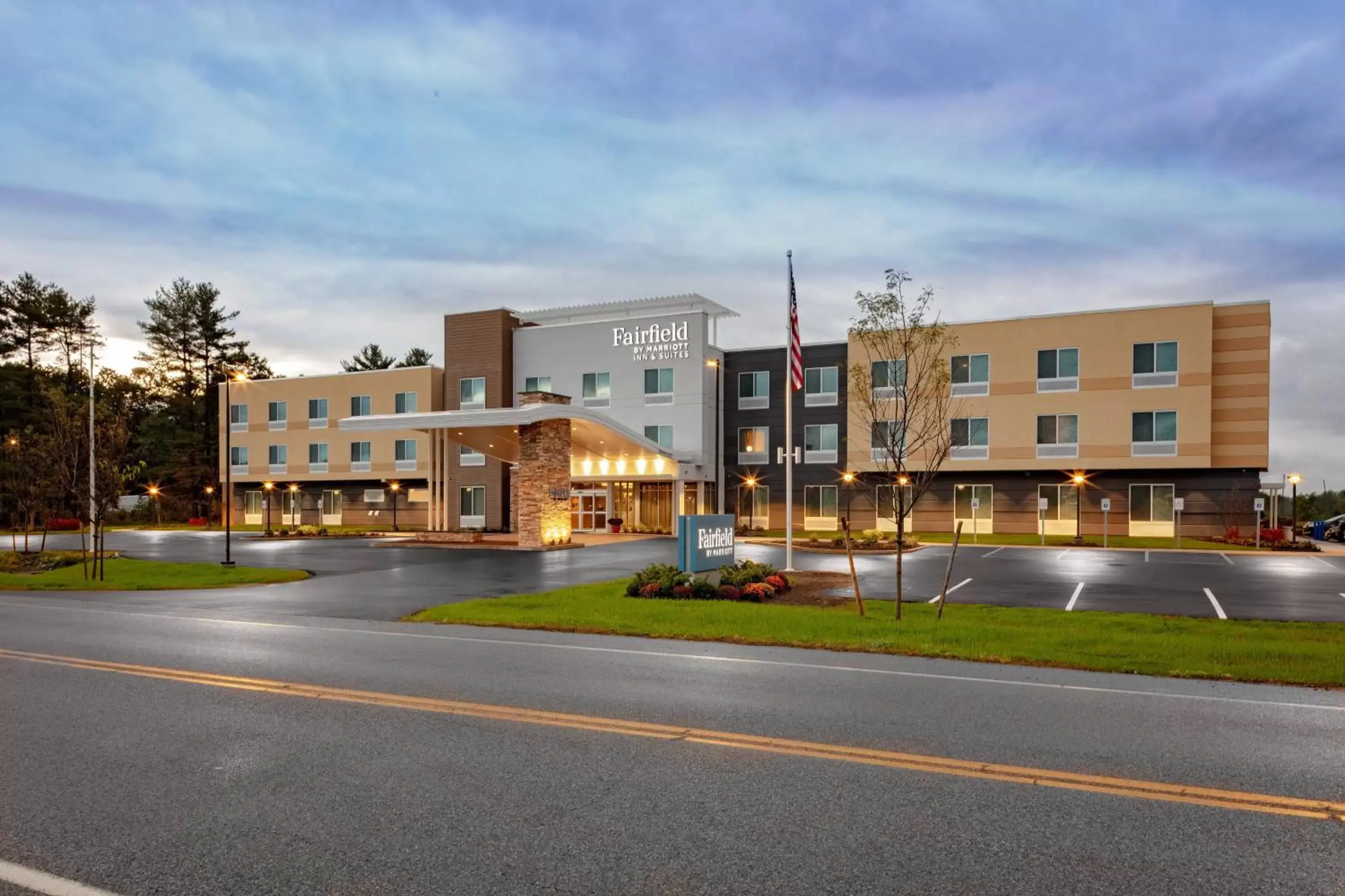 Property Building in Fairfield Inn & Suites by Marriott Queensbury Glens Falls/Lake George