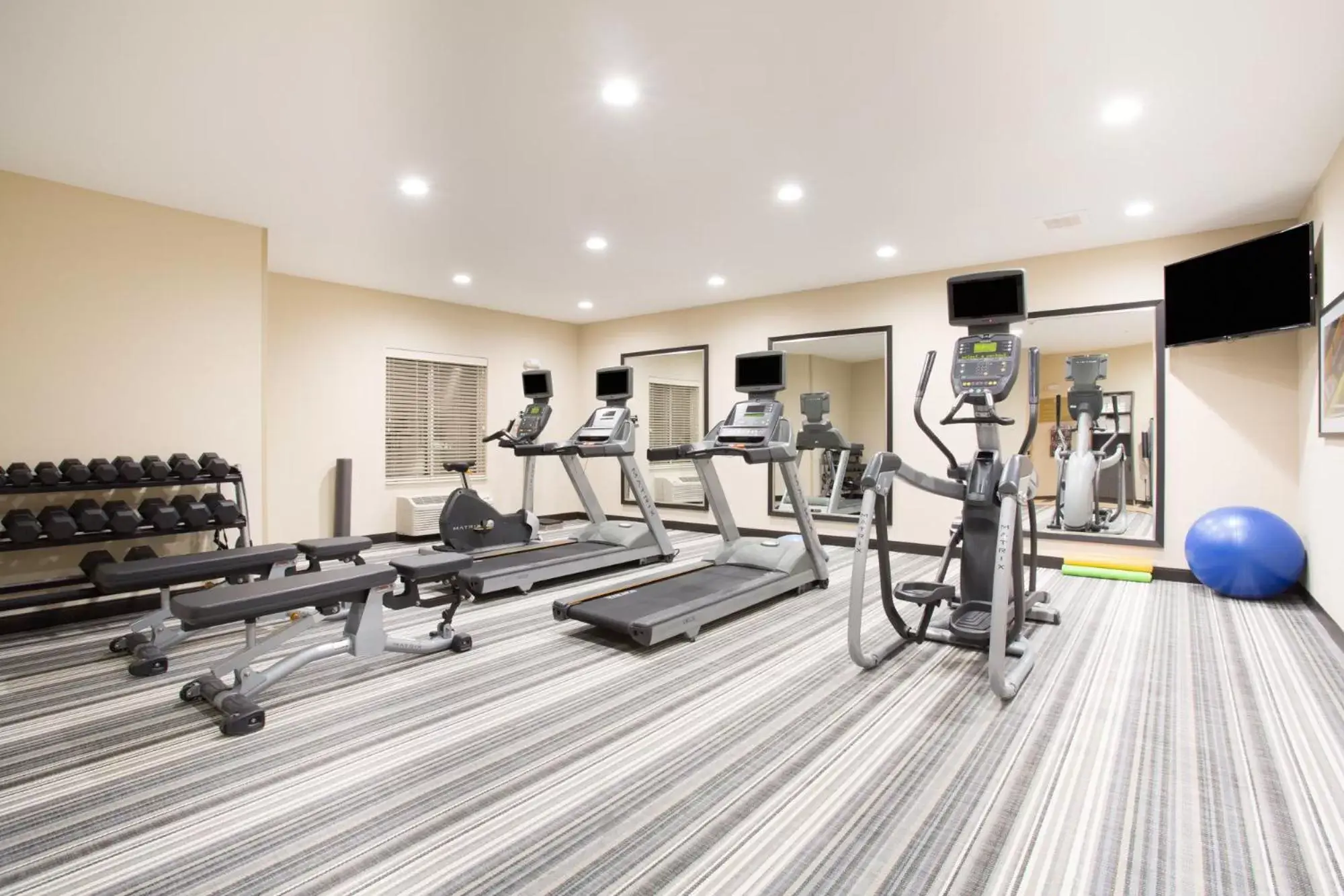 Fitness centre/facilities, Fitness Center/Facilities in Candlewood Suites Longmont, an IHG Hotel