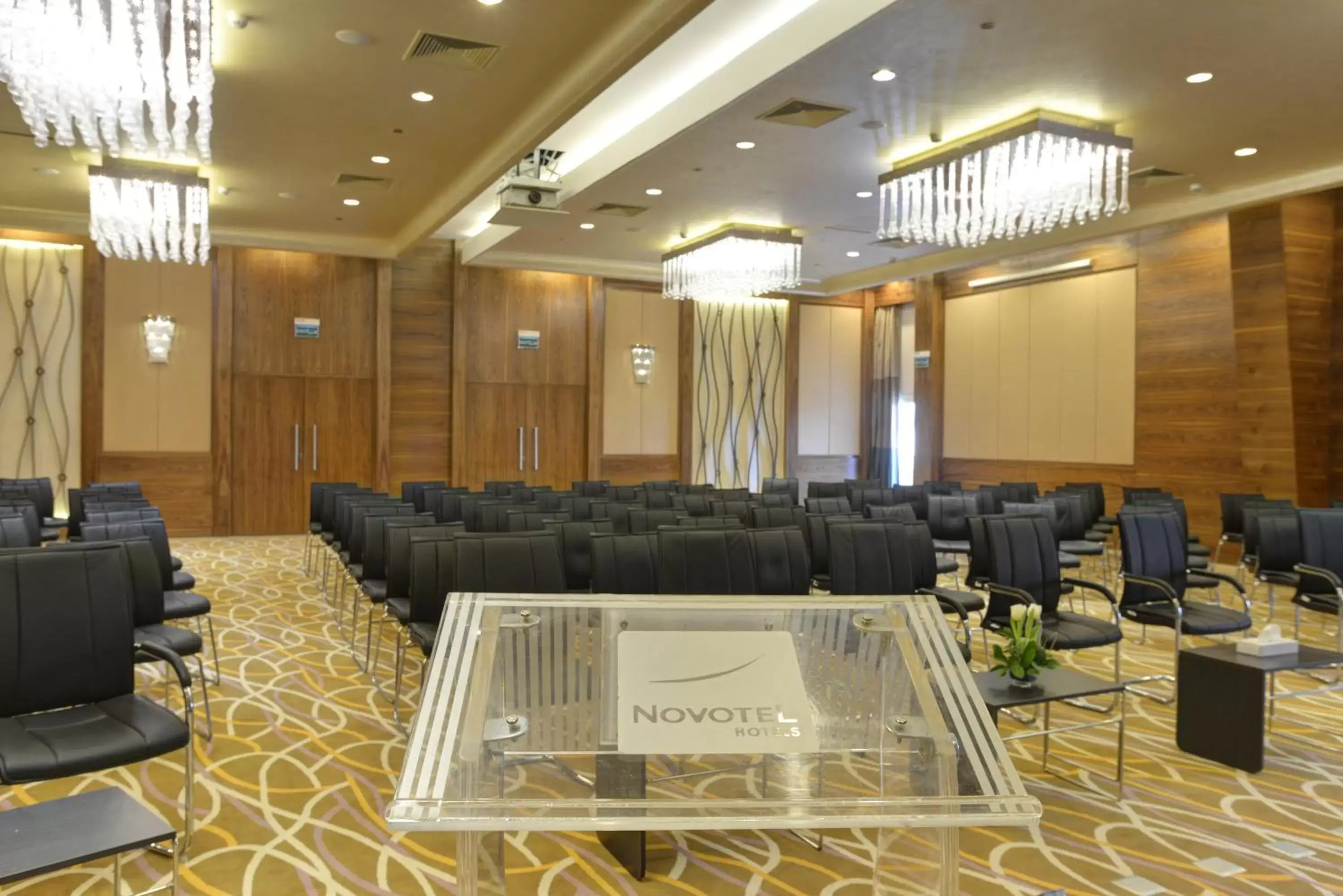 Business facilities in Novotel Cairo Airport