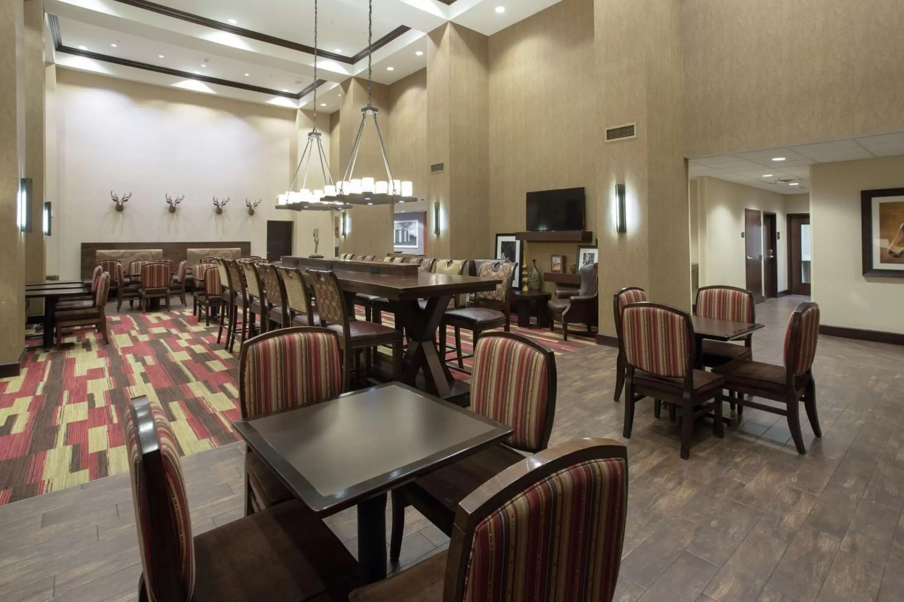 Dining area, Restaurant/Places to Eat in Hampton Inn & Suites I-35/Mulvane