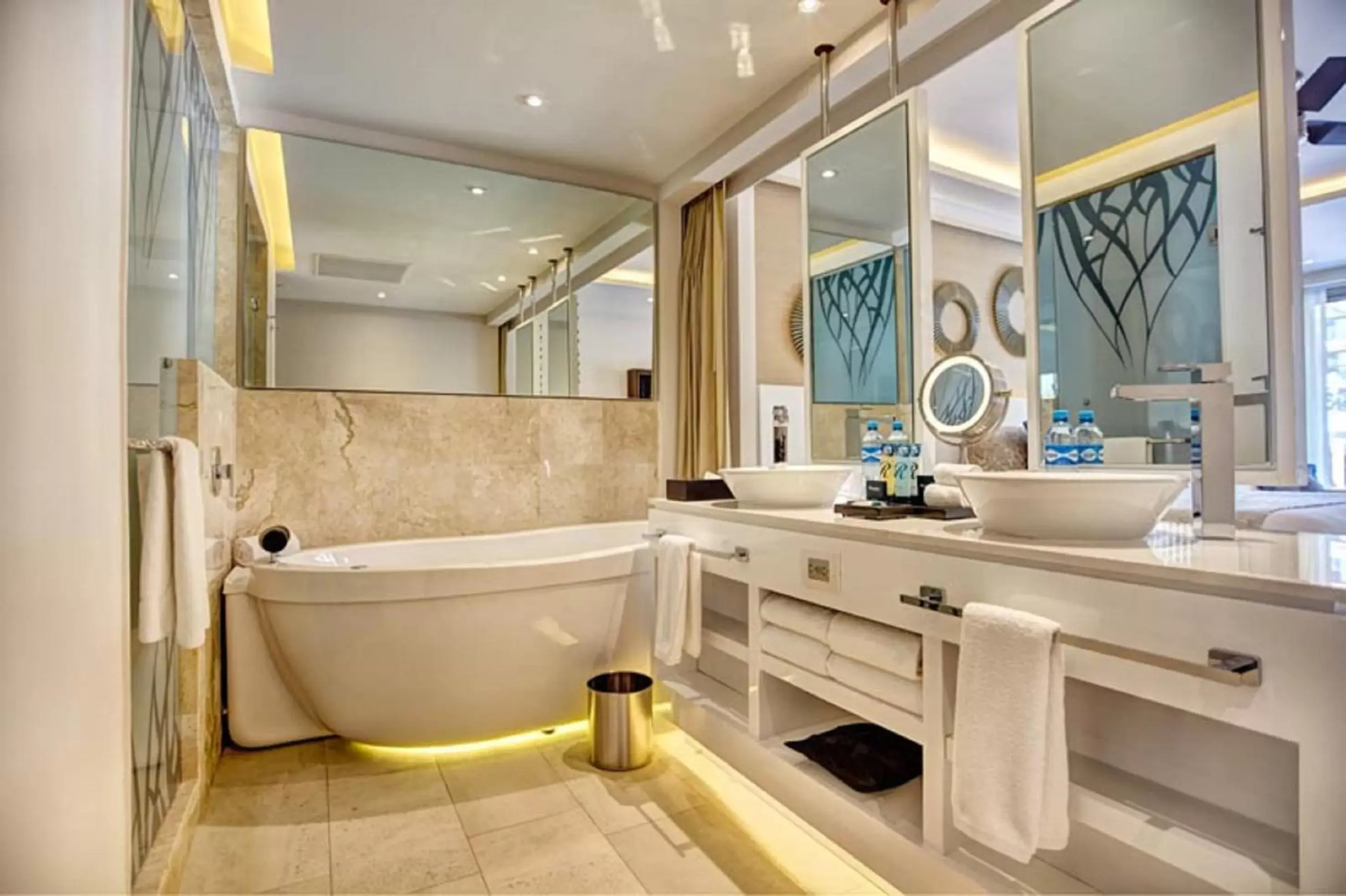 Bathroom in Royalton Negril, An Autograph Collection All-Inclusive Resort