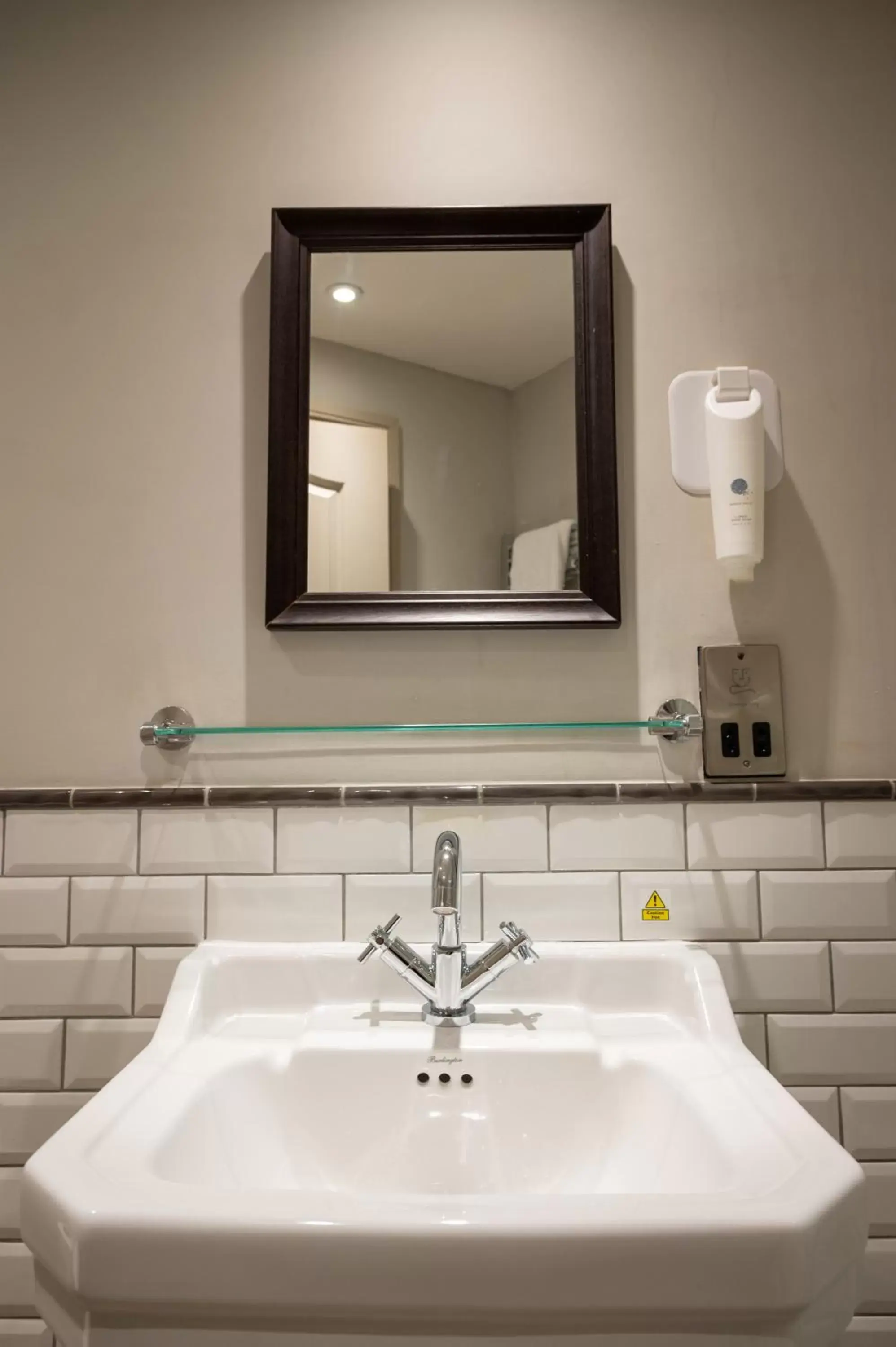 Bathroom in Cedars Inn by Greene King Inns