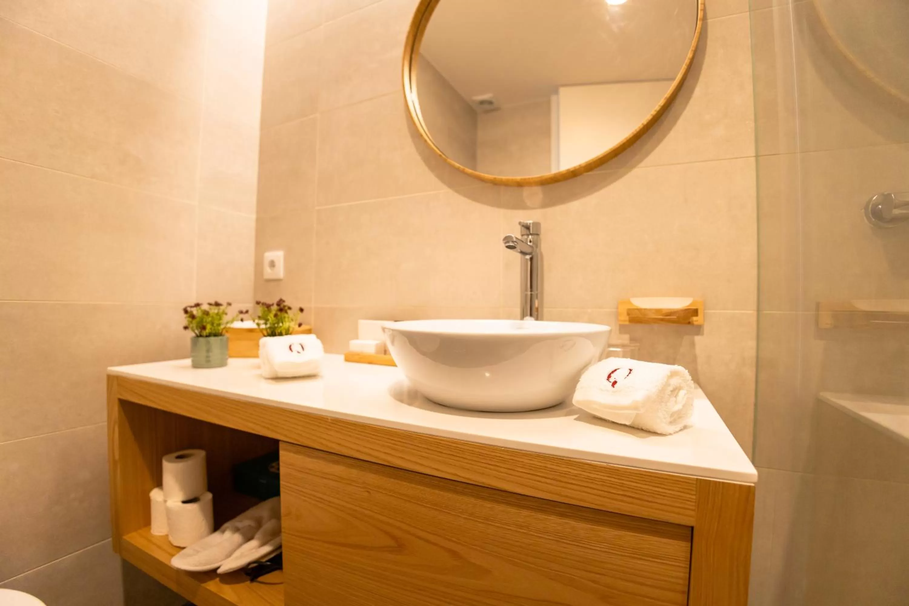 Bathroom in Quinta da Corredoura, Hotel Rural