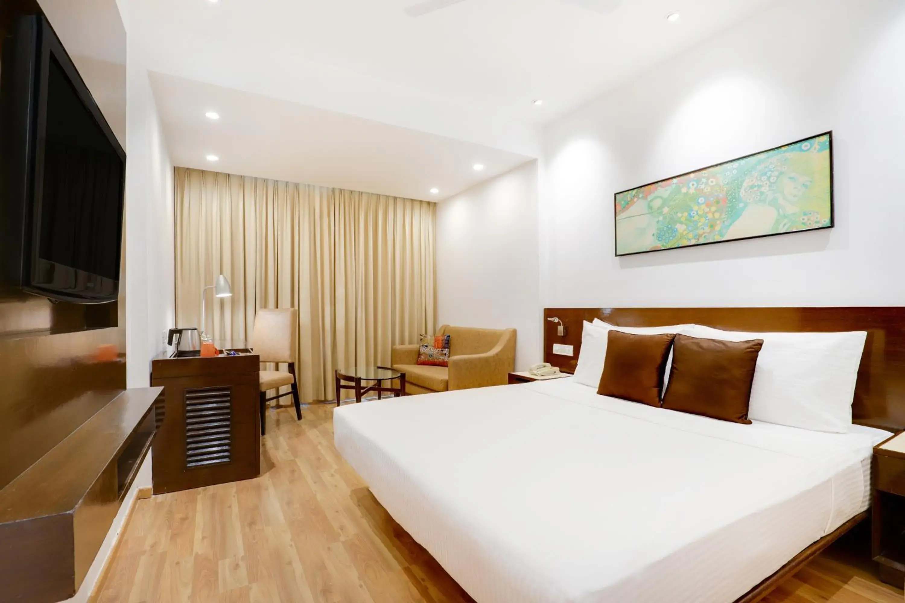 Bed in Lemon Tree Premier 1, Gurugram