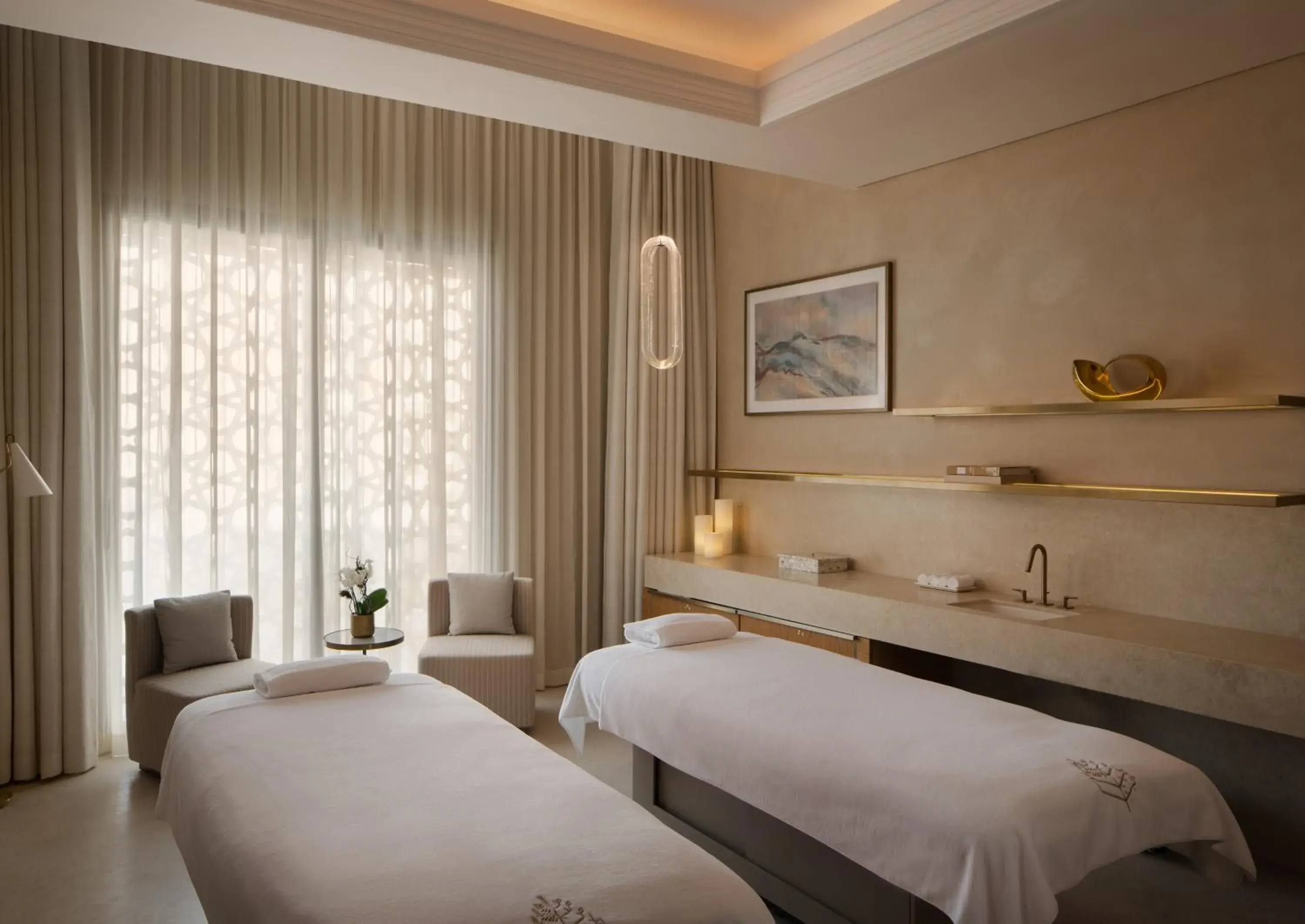 Day, Bed in Four Seasons Resort and Residences at The Pearl - Qatar