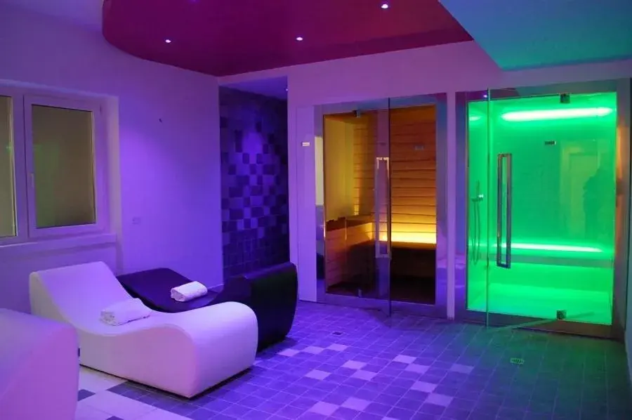 Spa and wellness centre/facilities, Spa/Wellness in Villa Madrina Wellness Resort Hotel