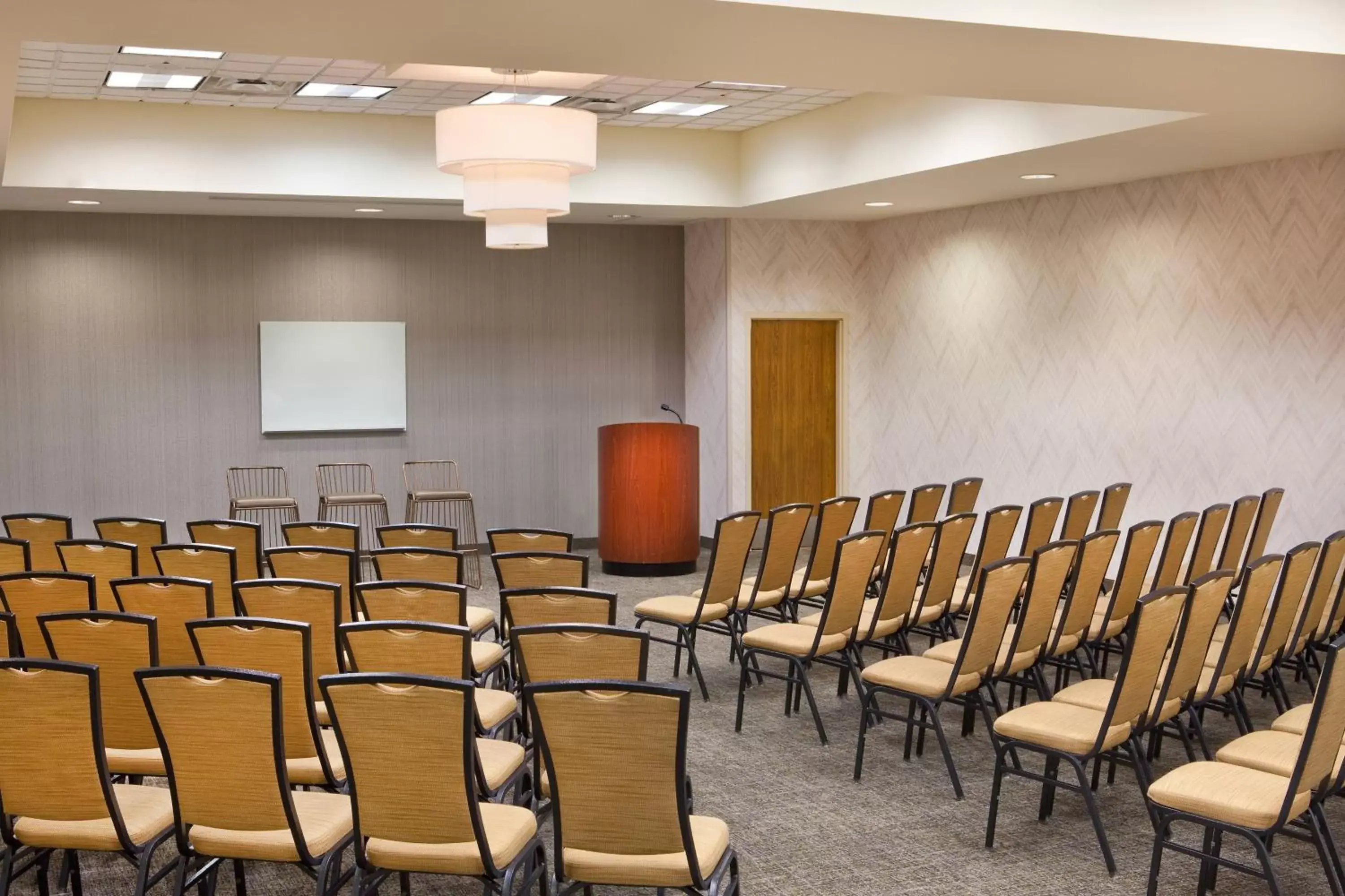 Meeting/conference room in SpringHill Suites Chesapeake Greenbrier