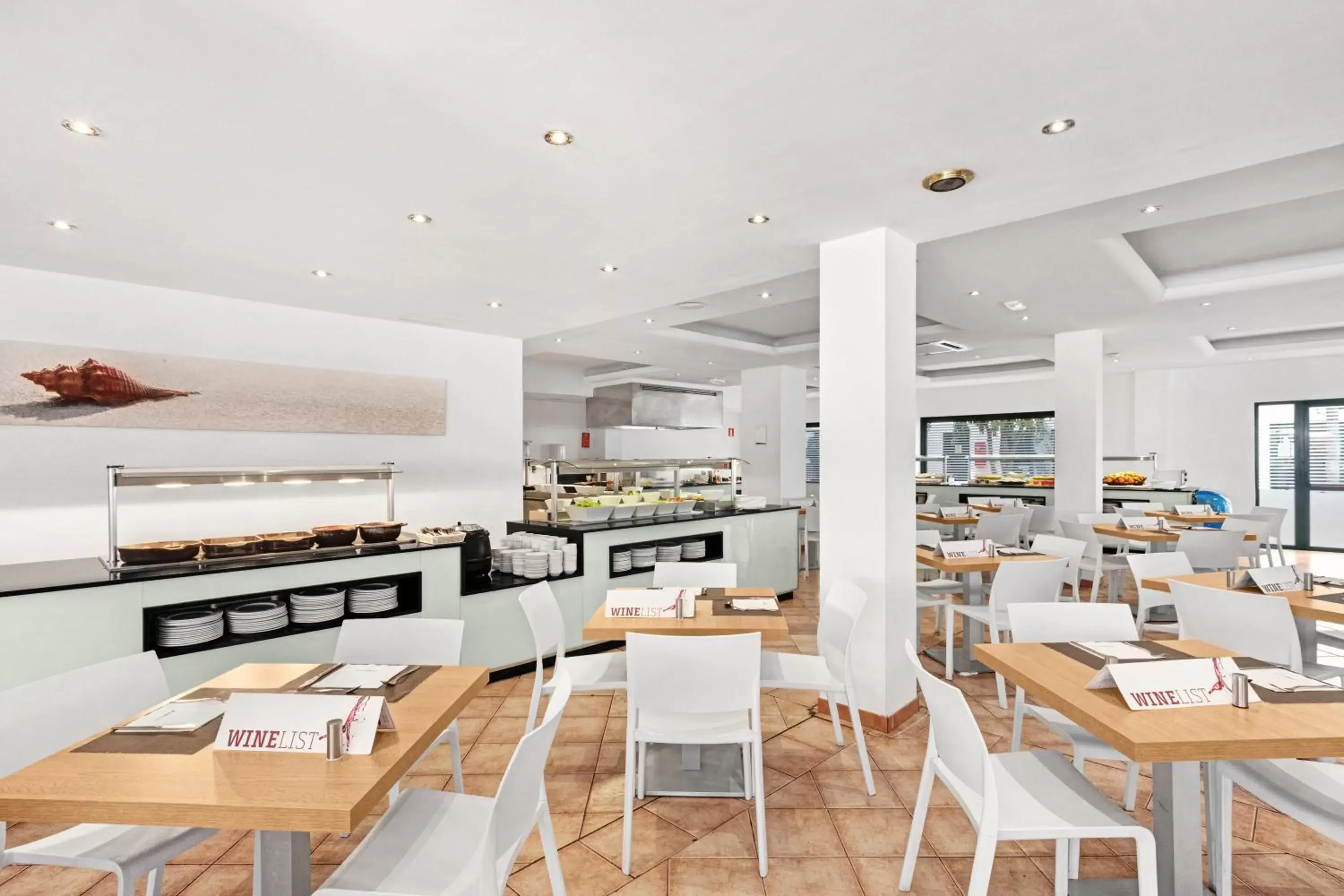 Restaurant/places to eat in Hotel THB Flora Restaurant/places to eat in Hotel THB Flora