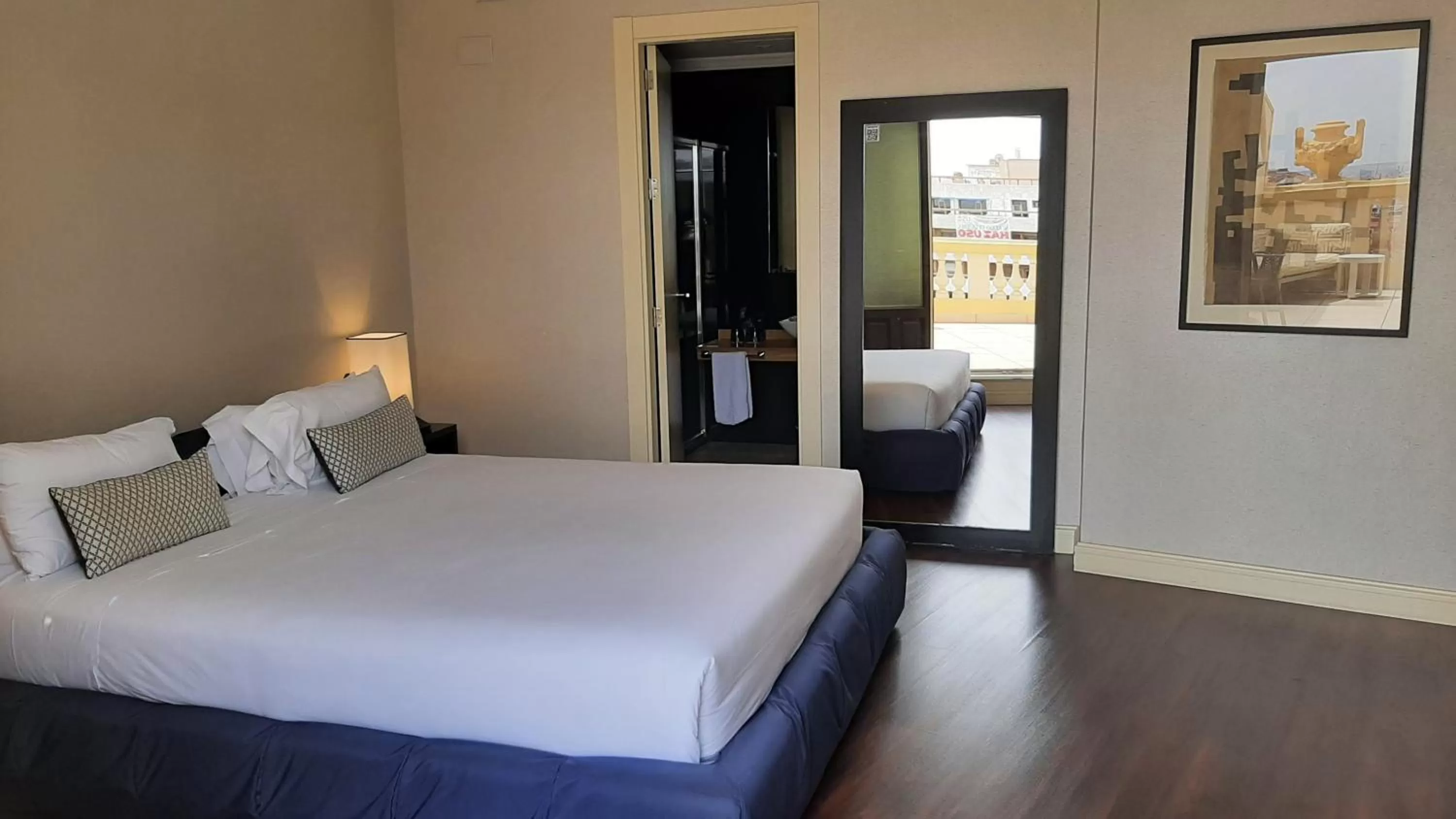 Bed in Hotel Sardinero Madrid