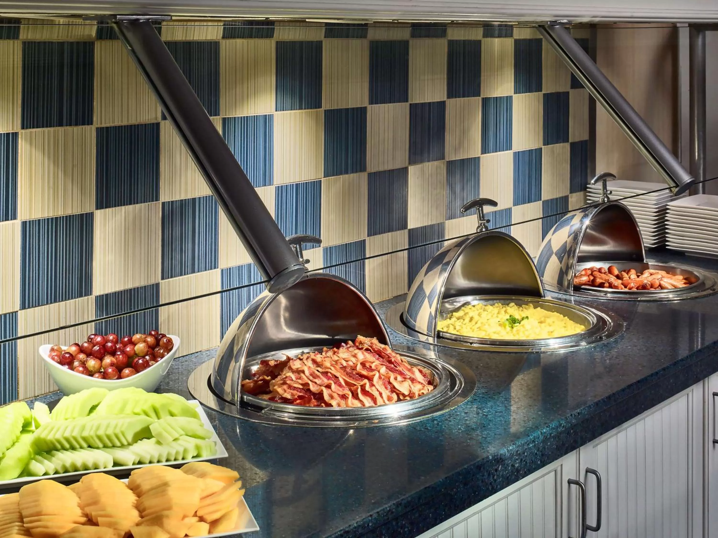 Restaurant/places to eat in Sonesta Hotel Gwinnett Place Atlanta