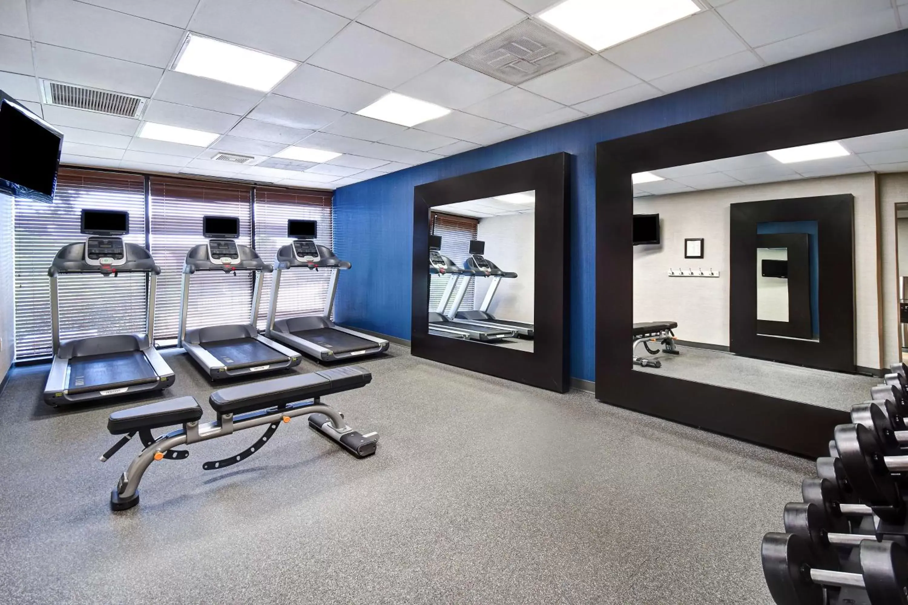 Fitness centre/facilities, Fitness Center/Facilities in Hampton Inn & Suites Alexandria Old Town Area South