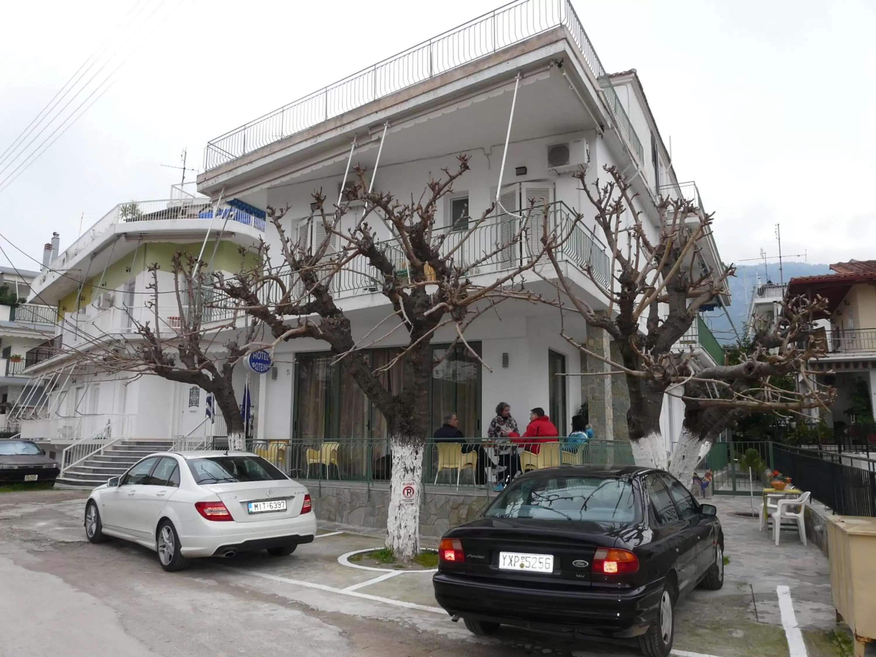 Facade/entrance, Winter in Hotel Fotini