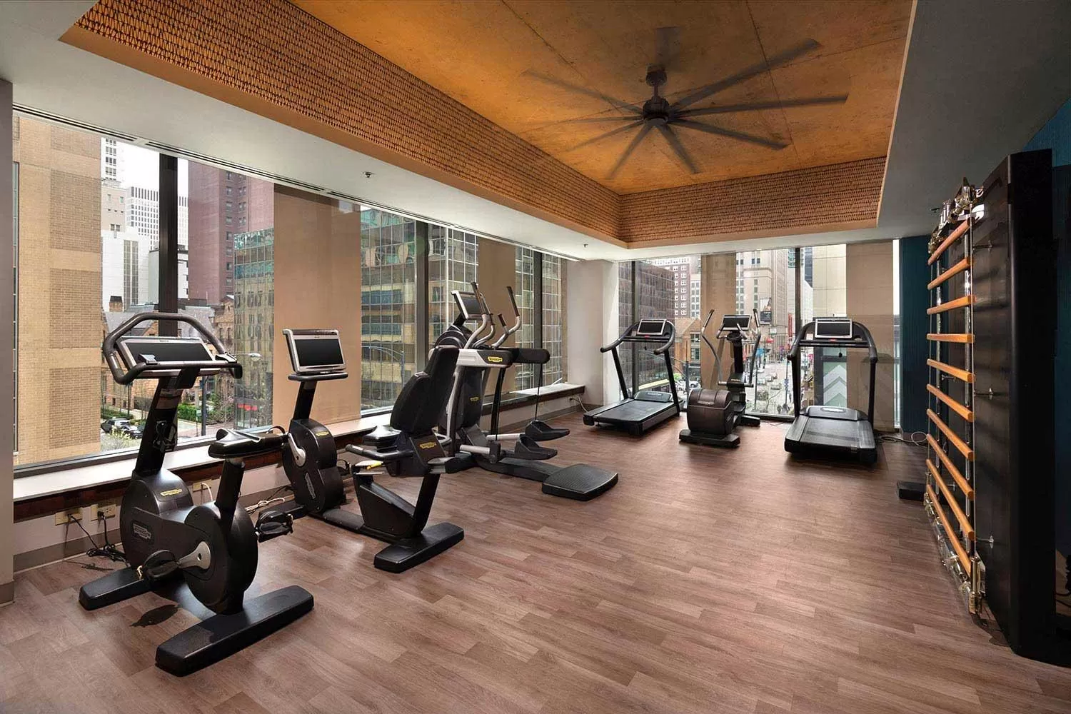 Fitness centre/facilities in Eurostars Magnificent Mile