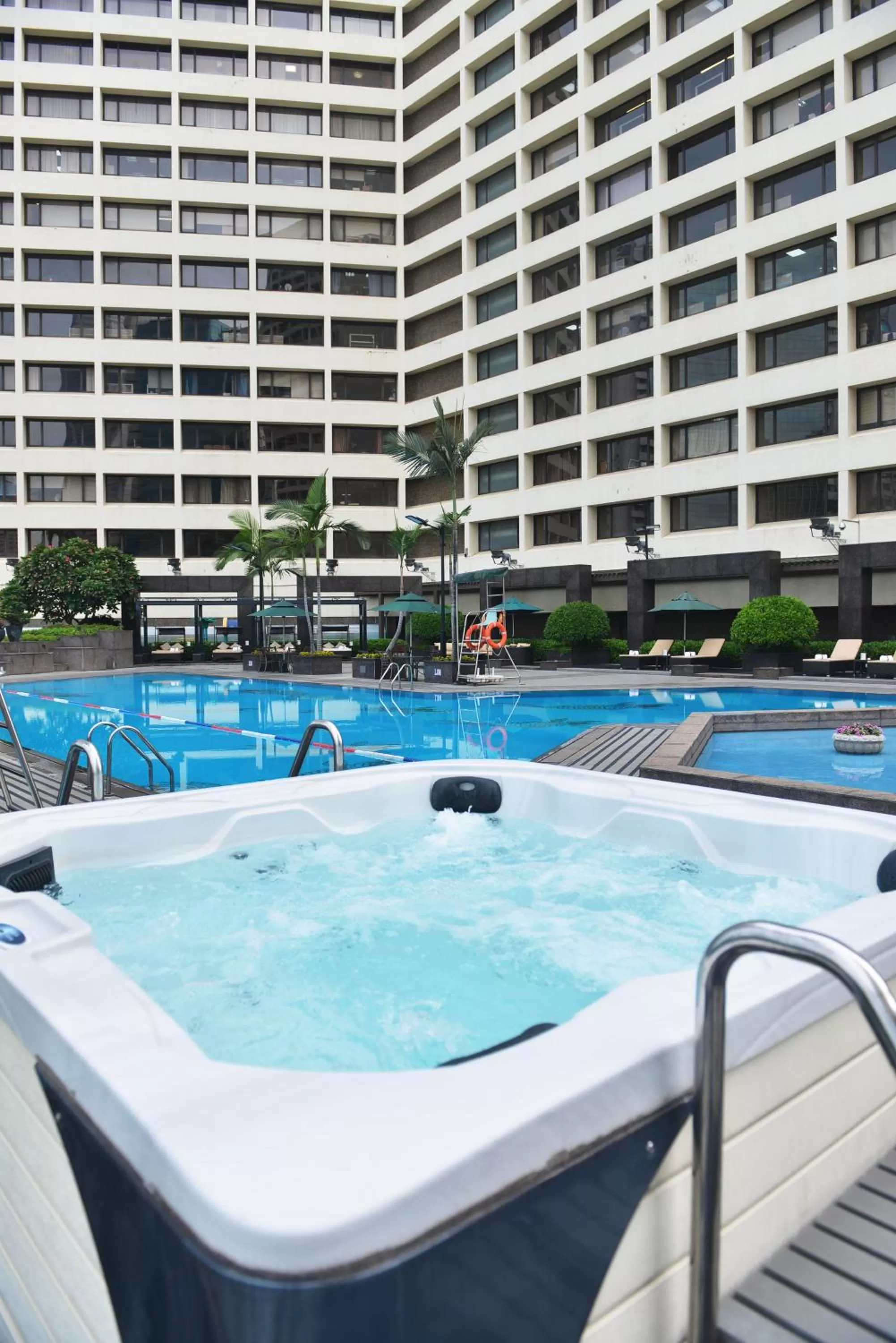 Swimming pool in The Garden Hotel Guangzhou