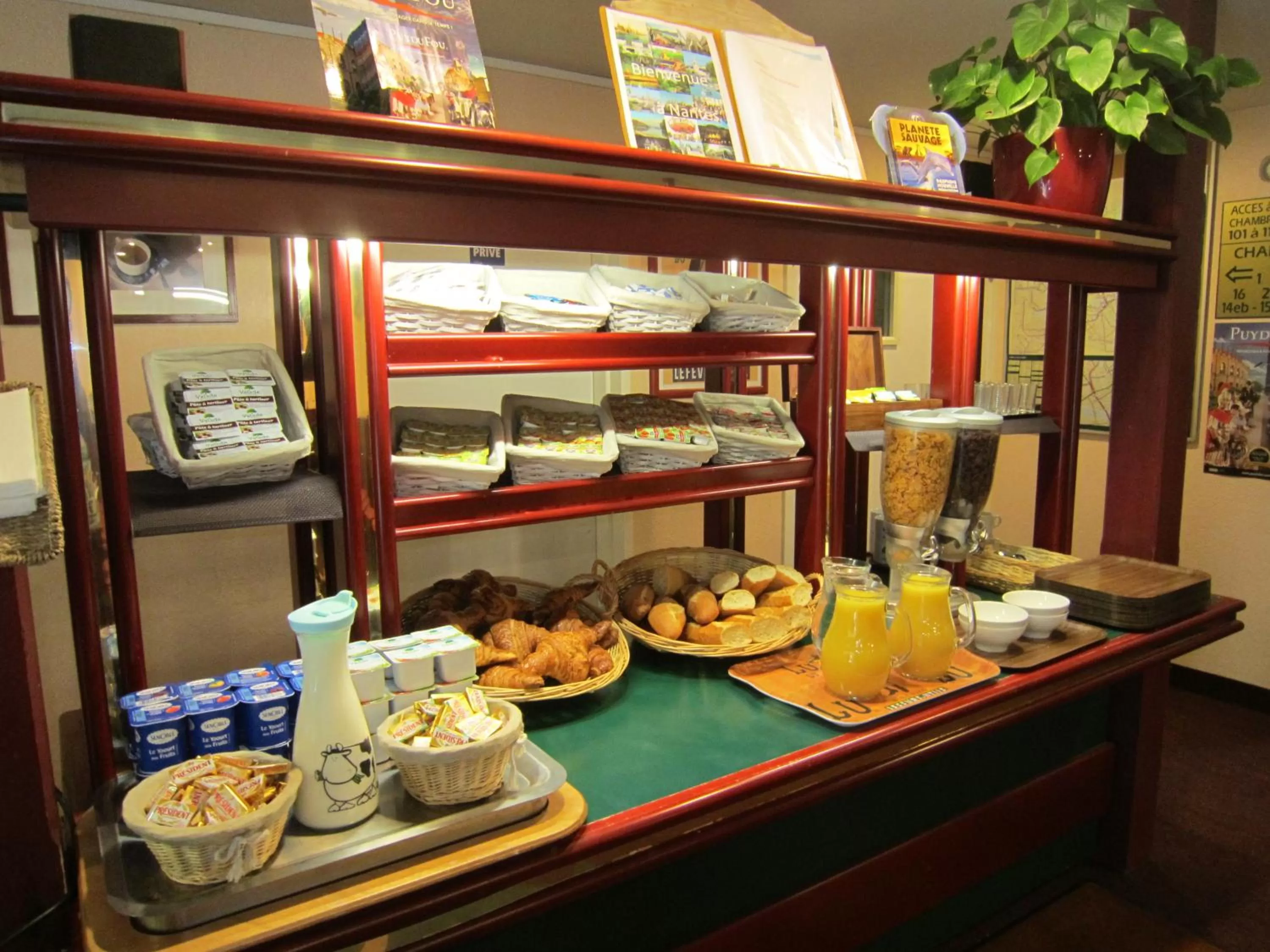 Food and drinks in Quick Palace Nantes La Beaujoire