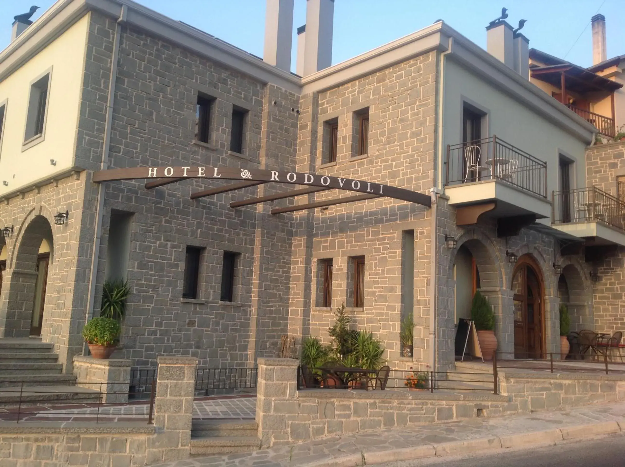 Facade/entrance, Property Building in Hotel Rodovoli