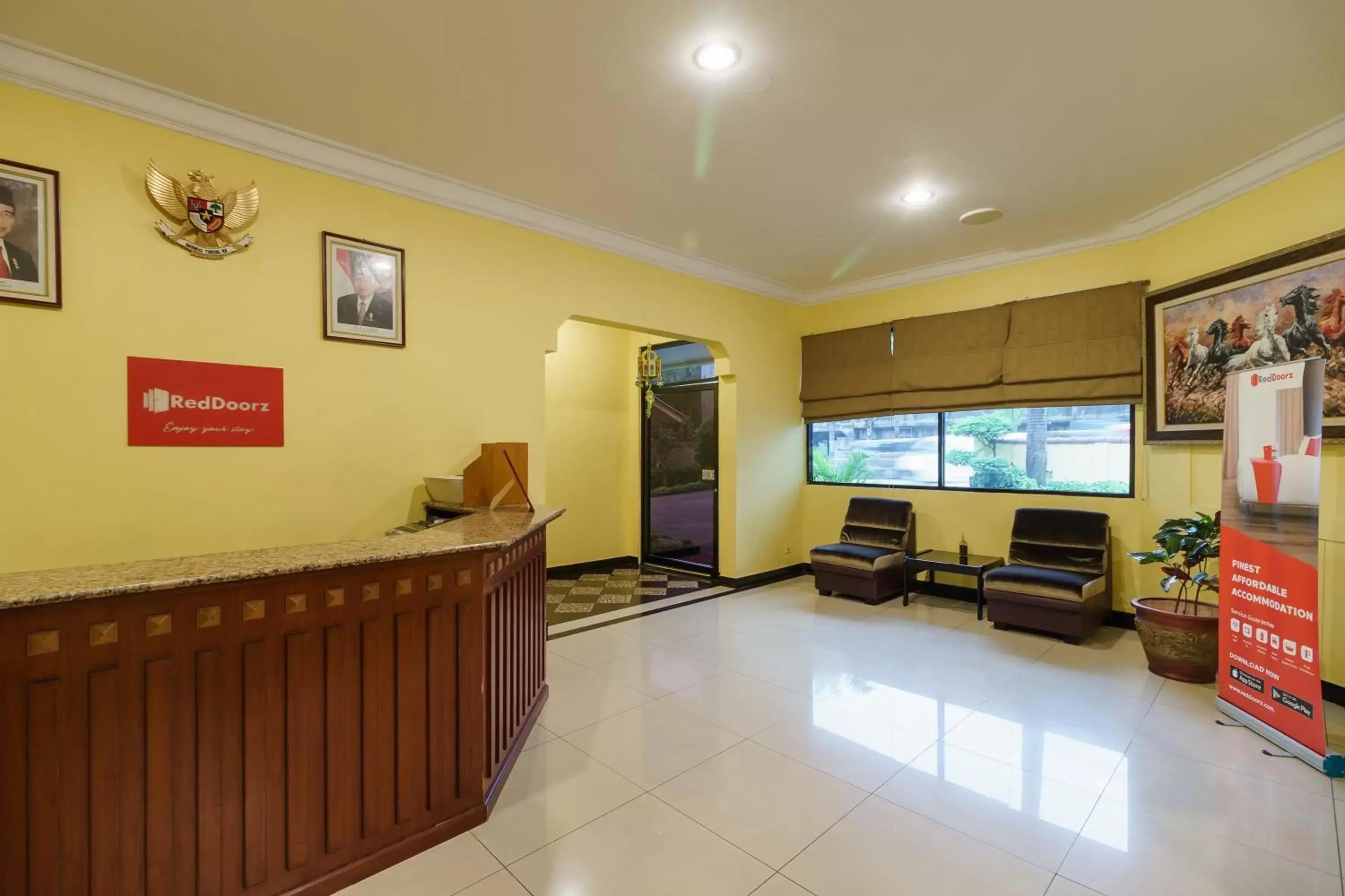 Lobby or reception in RedDoorz Plus near Ancol Lobby or reception in RedDoorz Plus near Ancol