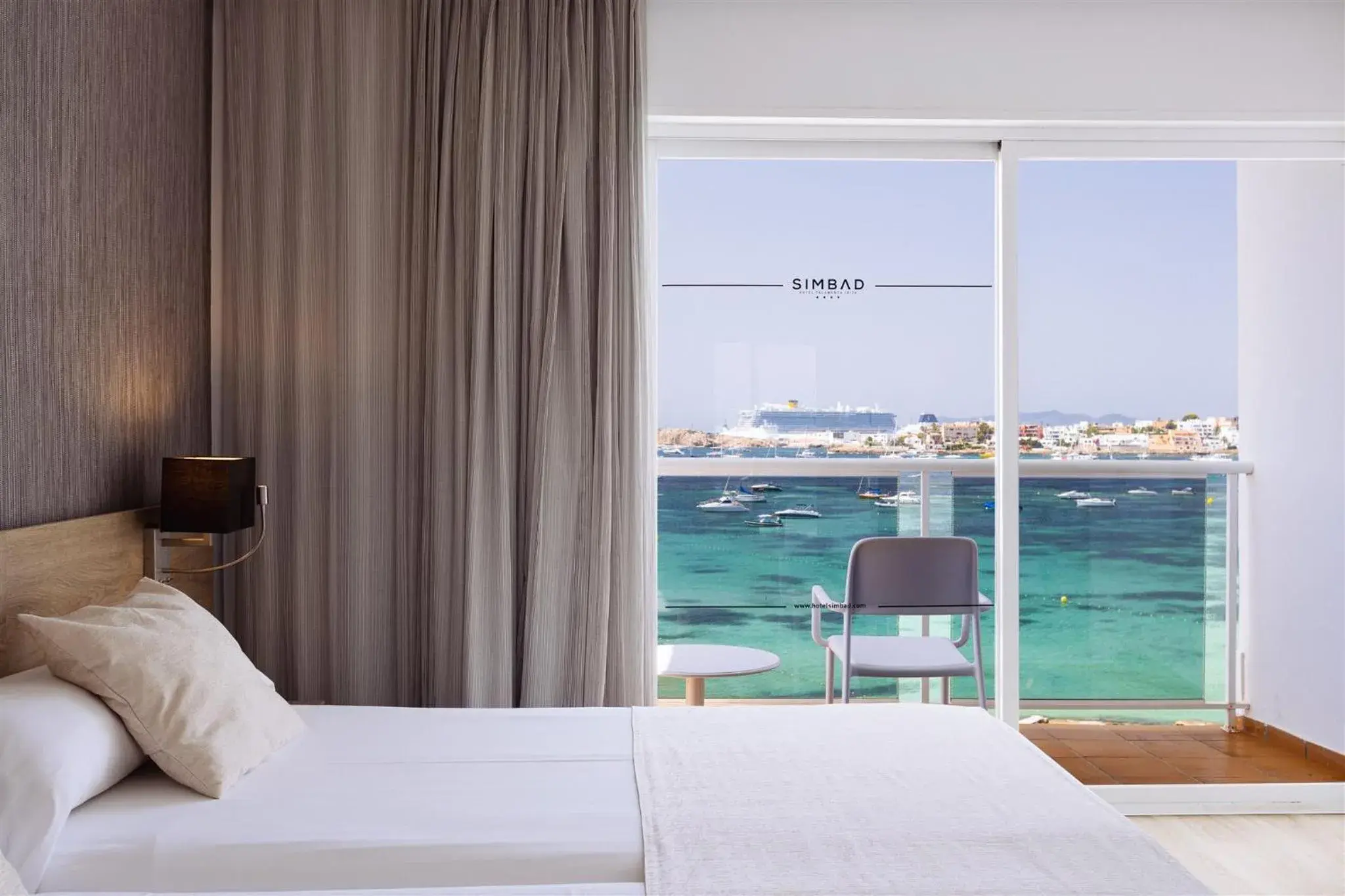 Bed in Hotel Simbad Ibiza & Spa