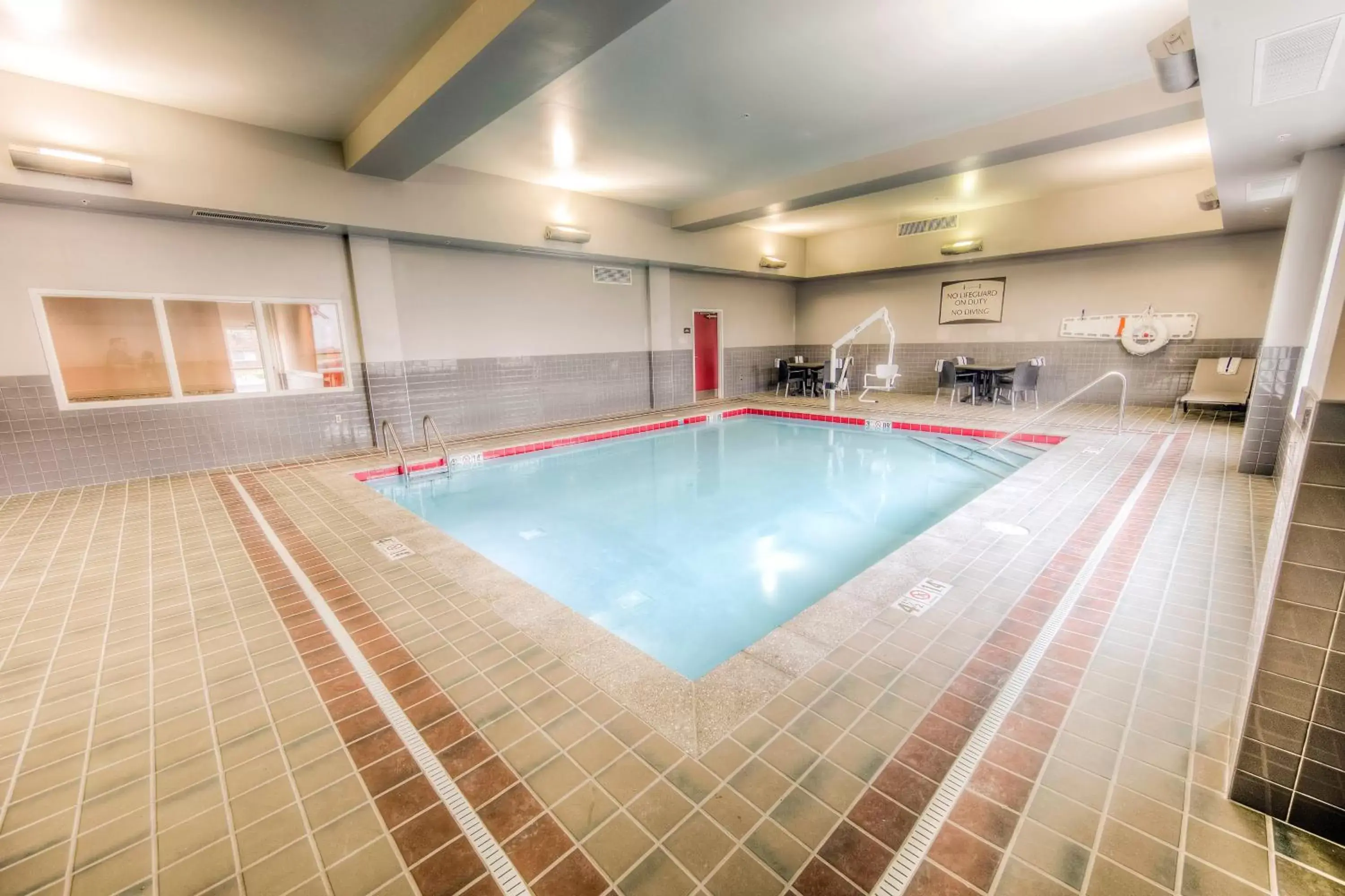 Swimming Pool in Staybridge Suites - University Area OSU, an IHG Hotel