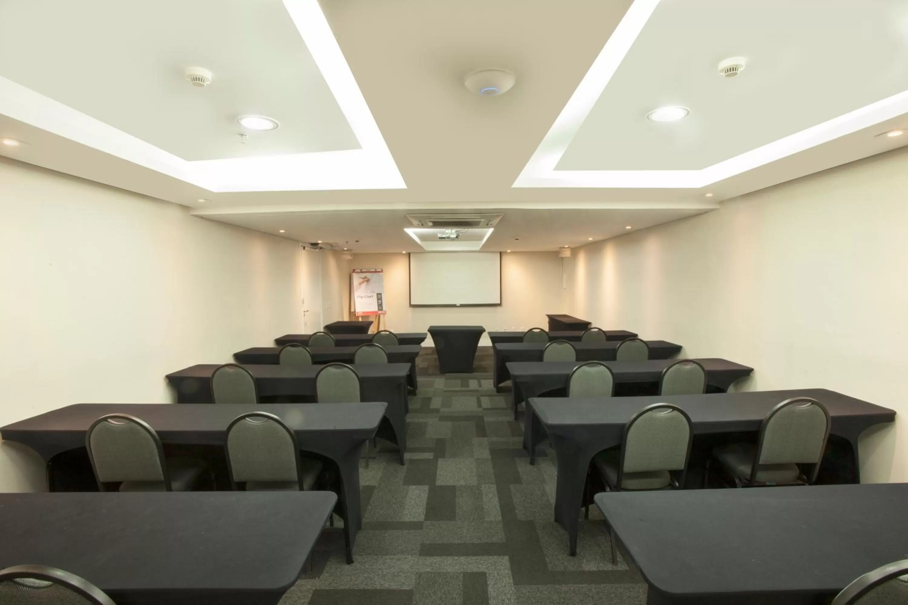 Meeting/conference room in Hotel WZ Jardins