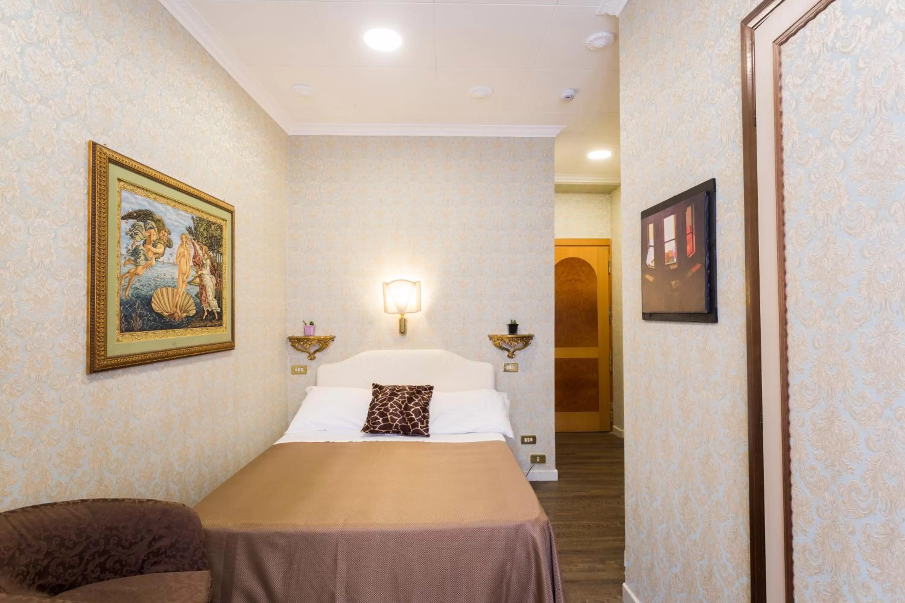 Bed in Hotel Residenza In Farnese