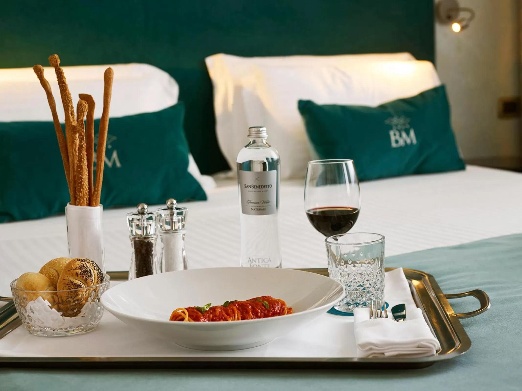 Restaurant/places to eat in Bianca Maria Palace Hotel