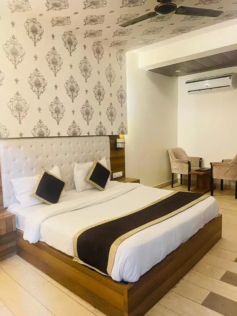 Family Suite - single occupancy in Hotel Signature Prime Vaishali Nagar Jaipur Family Suite - single occupancy in Hotel Signature Prime Vaishali Nagar Jaipur