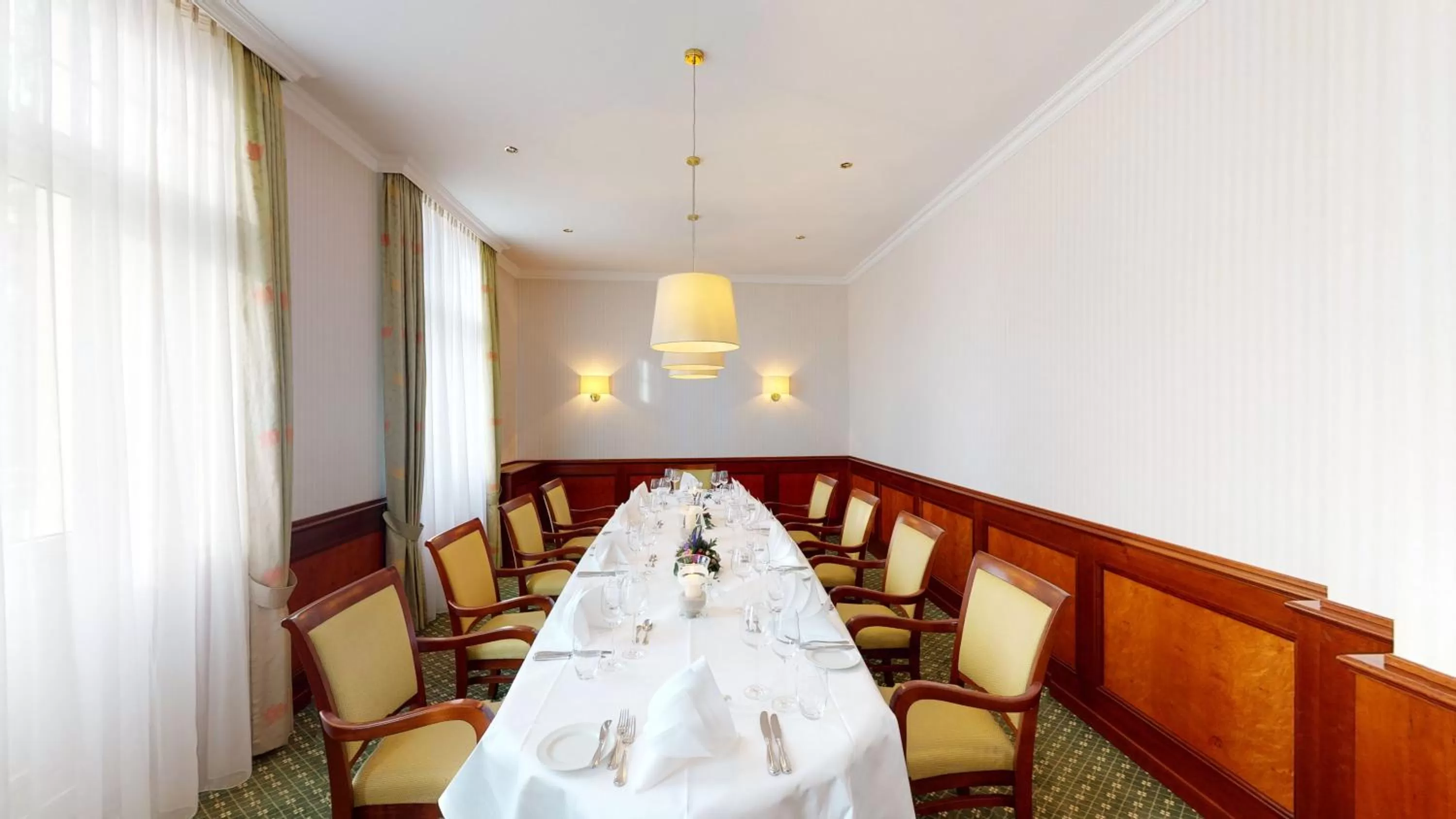 Banquet/Function facilities in Hotel Oranien Wiesbaden