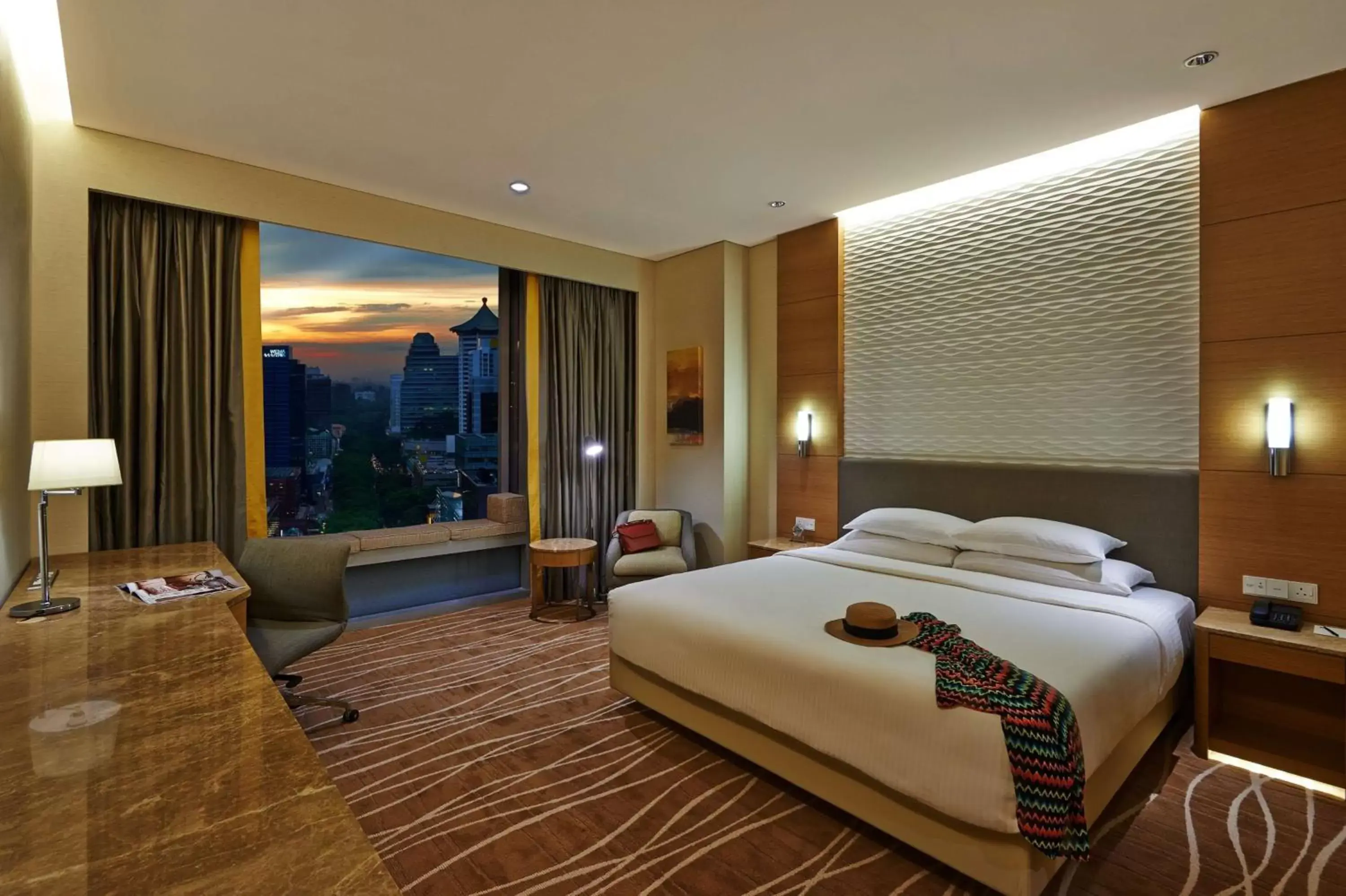 Photo of the whole room in JEN Singapore Orchardgateway by Shangri-La