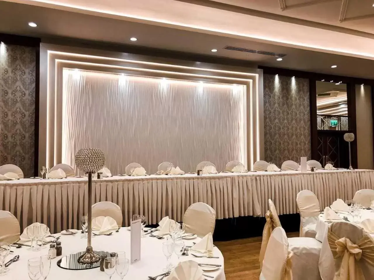 Banquet/Function facilities, Restaurant/Places to Eat in Dunadry Hotel And Gardens