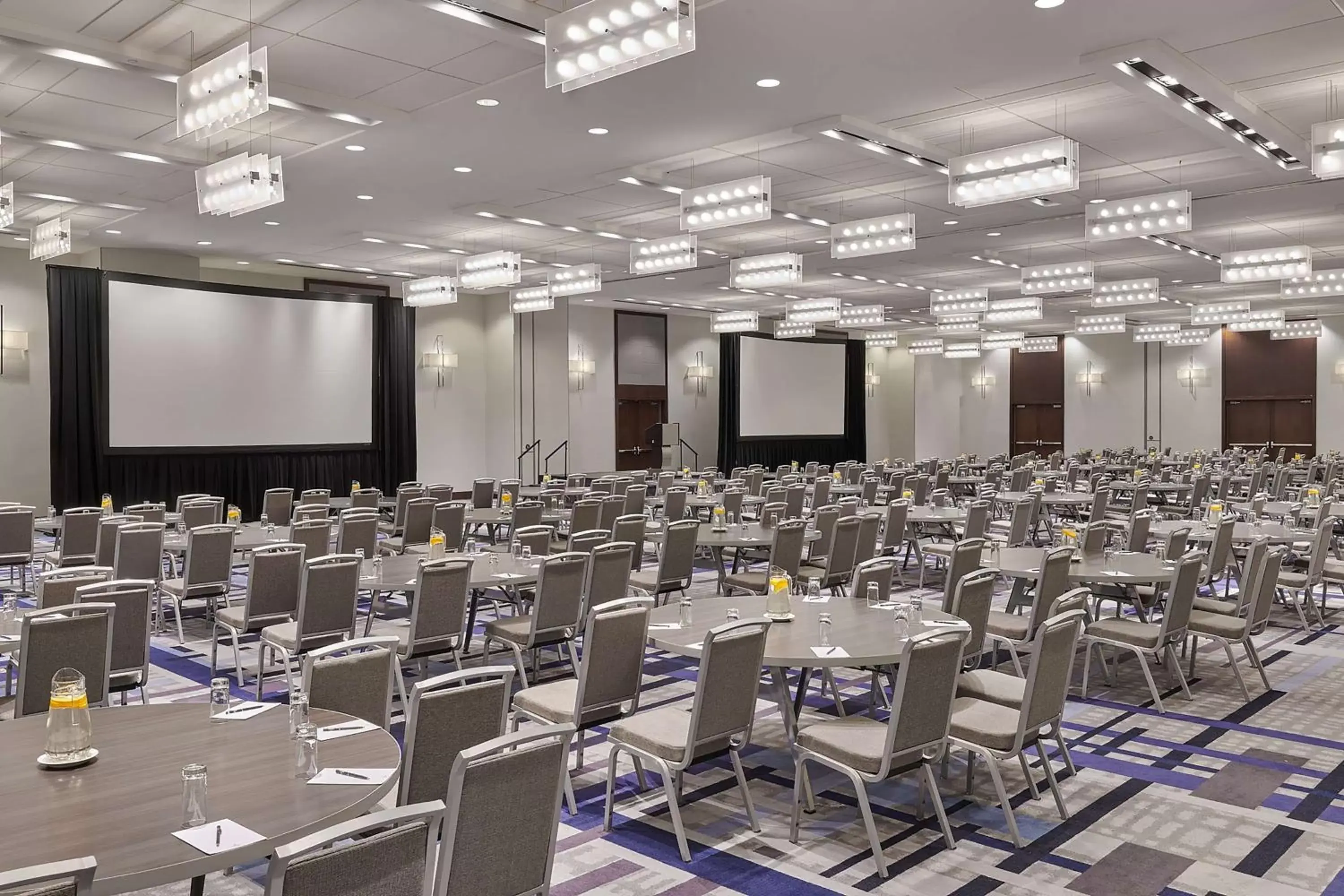 Meeting/conference room in Hilton Toronto