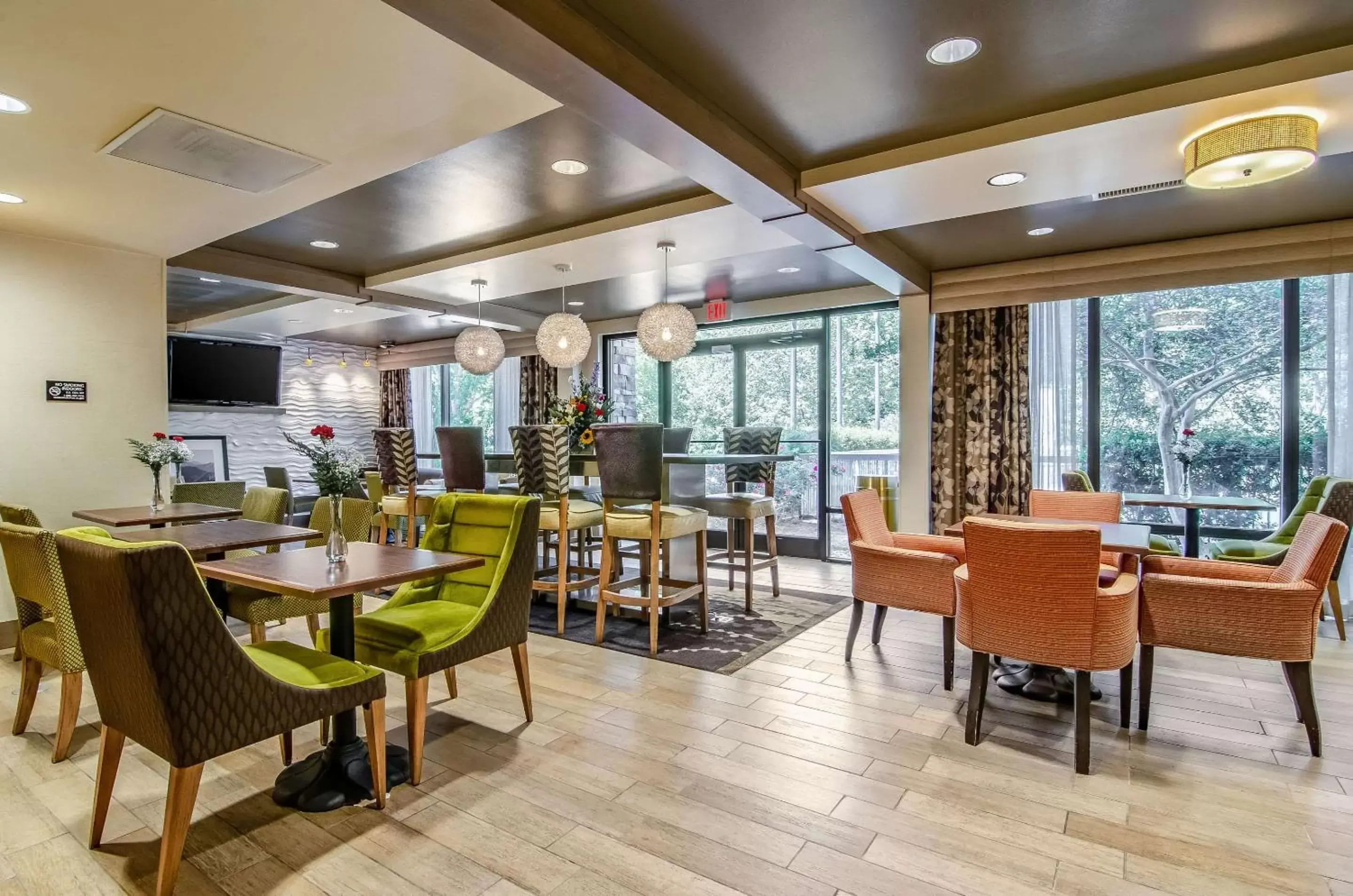 Restaurant/places to eat in Comfort Inn Raleigh Midtown Restaurant/places to eat in Comfort Inn Raleigh Midtown