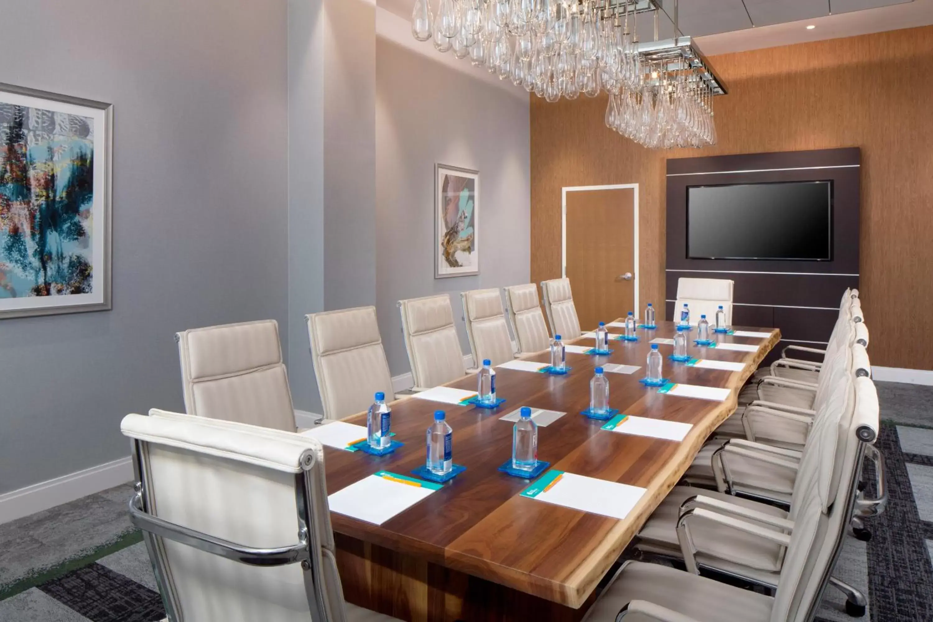 Meeting/conference room, Restaurant/Places to Eat in Hotel Indigo Gainesville-Celebration Pointe, an IHG Hotel