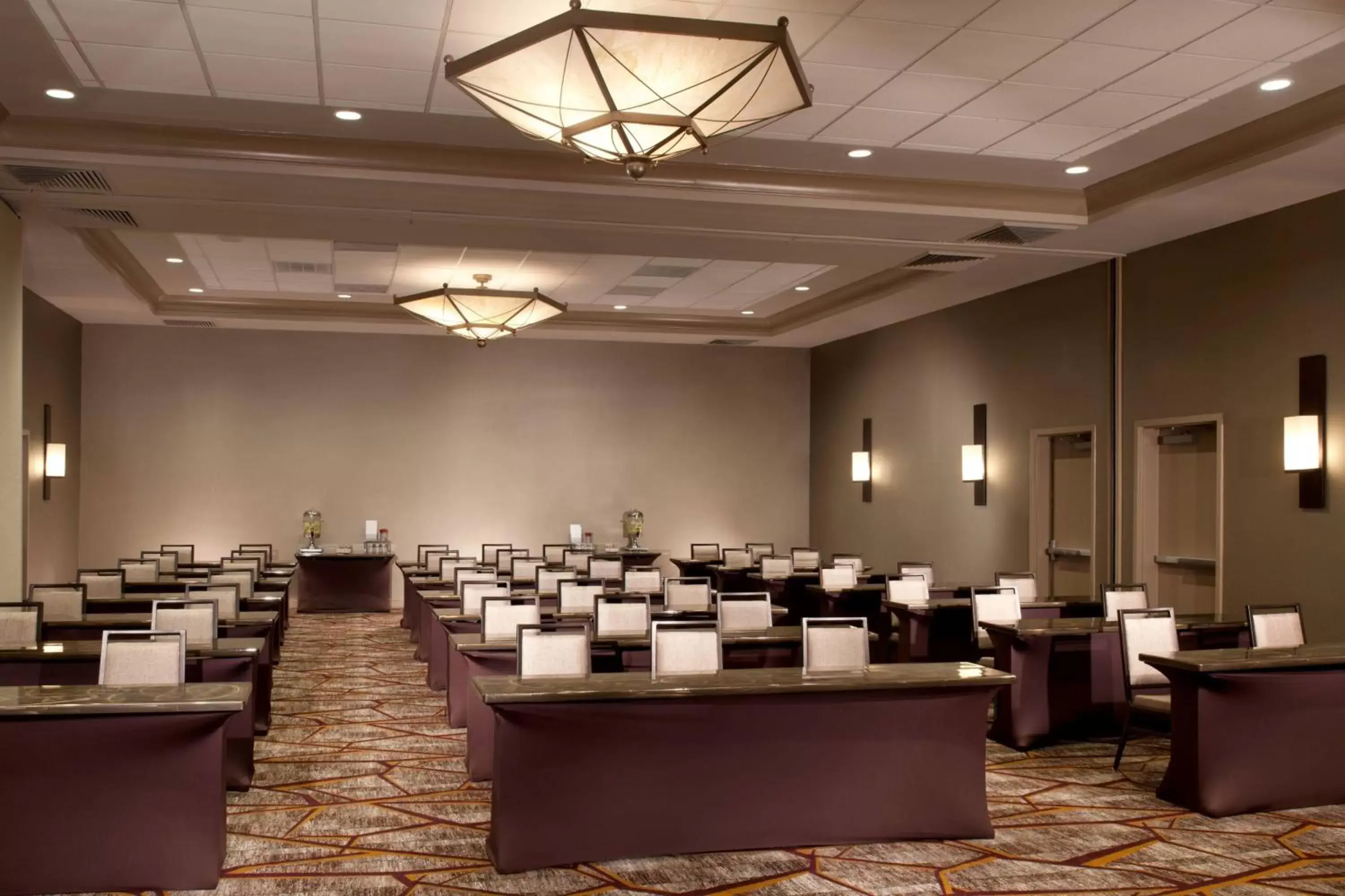 Meeting/conference room in Marriott Raleigh Durham Research Triangle Park