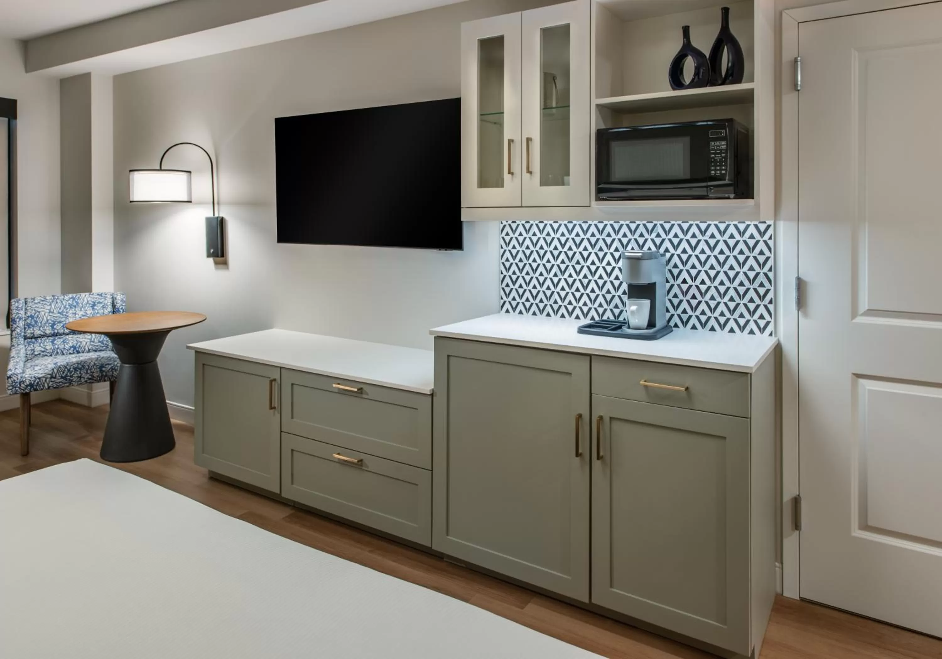 Bedroom, Bed in Coast Rehoboth Beach, Tapestry Collection By Hilton