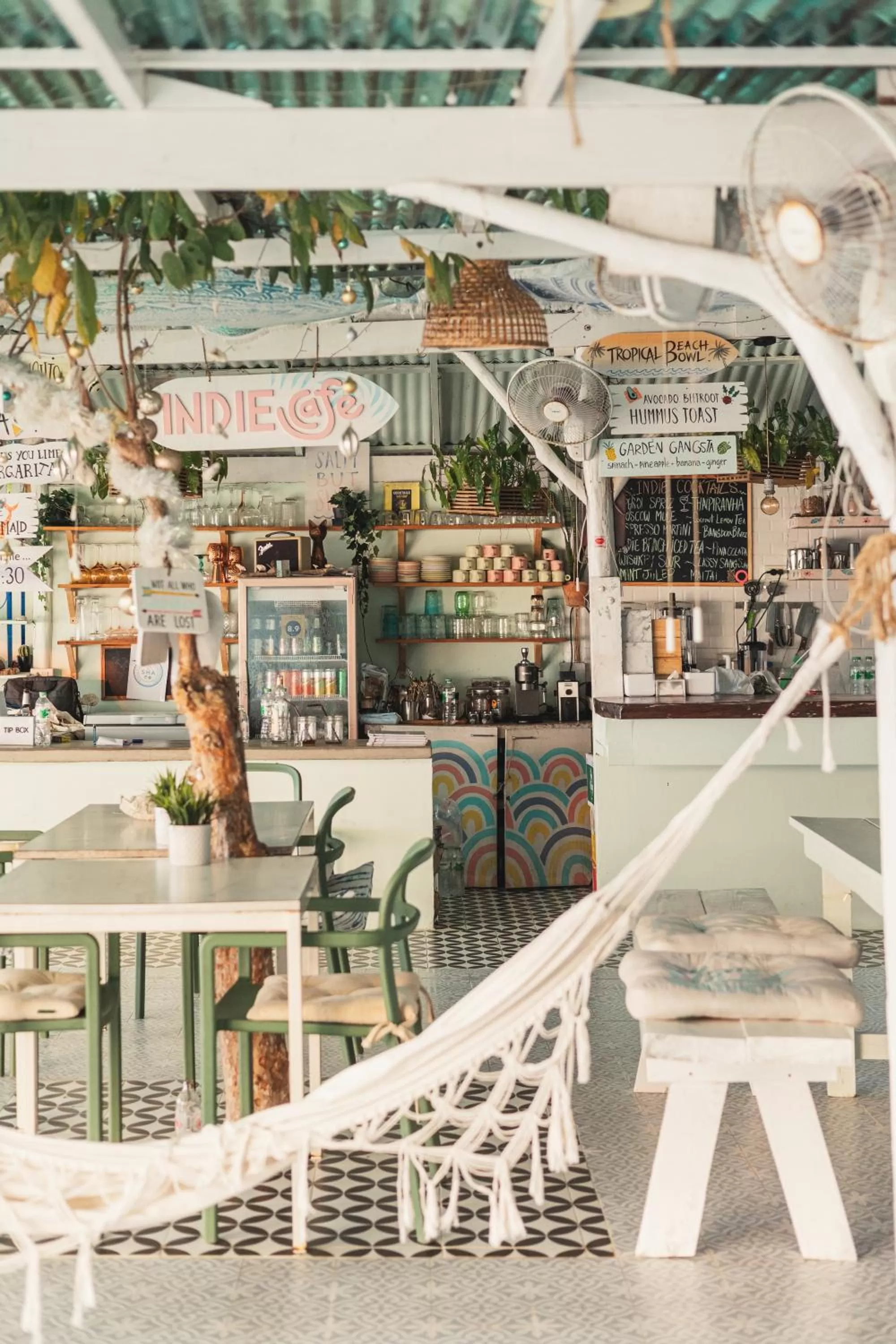 Restaurant/places to eat in Indie Beach Bungalows