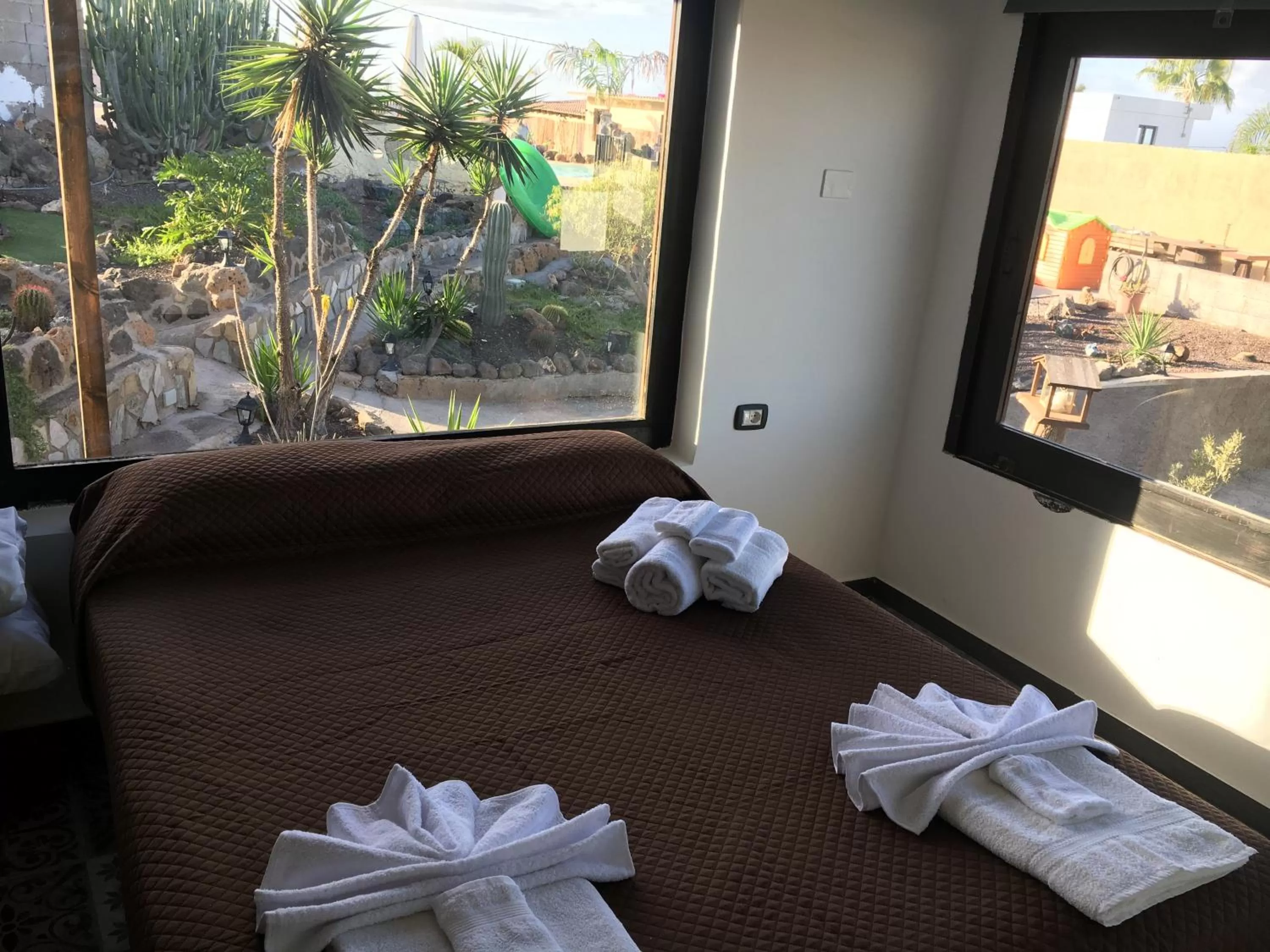 Bed in Paraiso villas