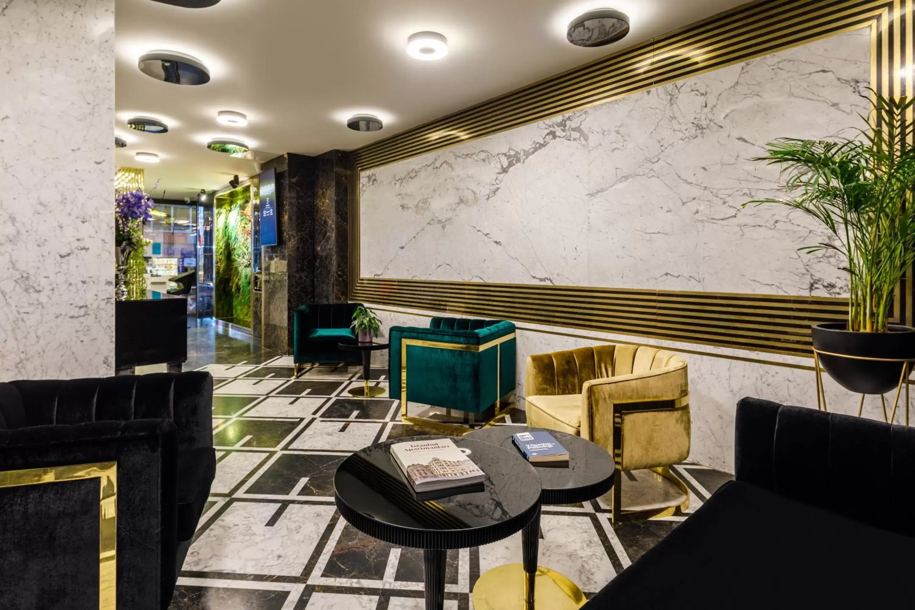 Lobby or reception in Euro Design Hotel