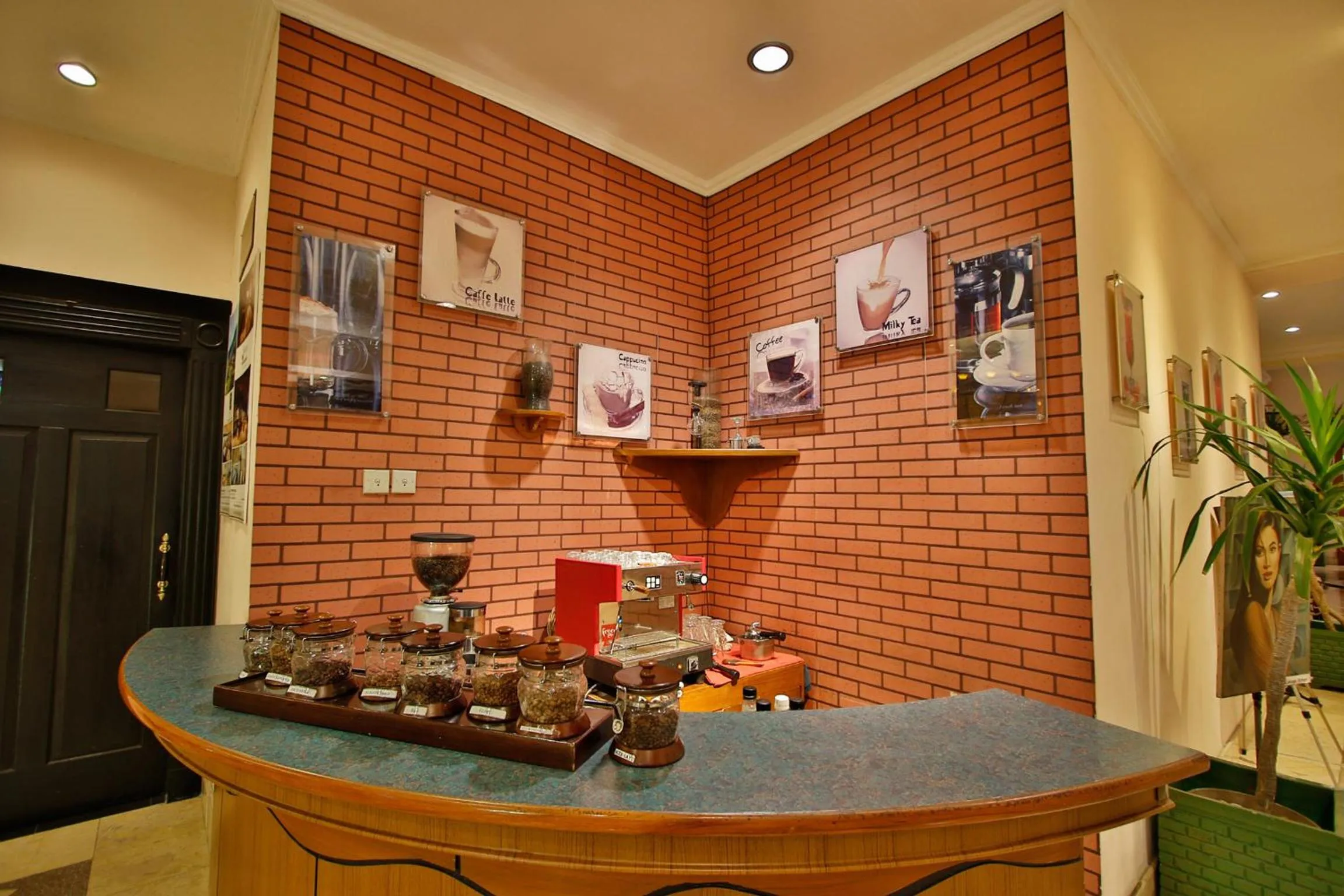 Lounge or bar in The Jayakarta Suites Bandung