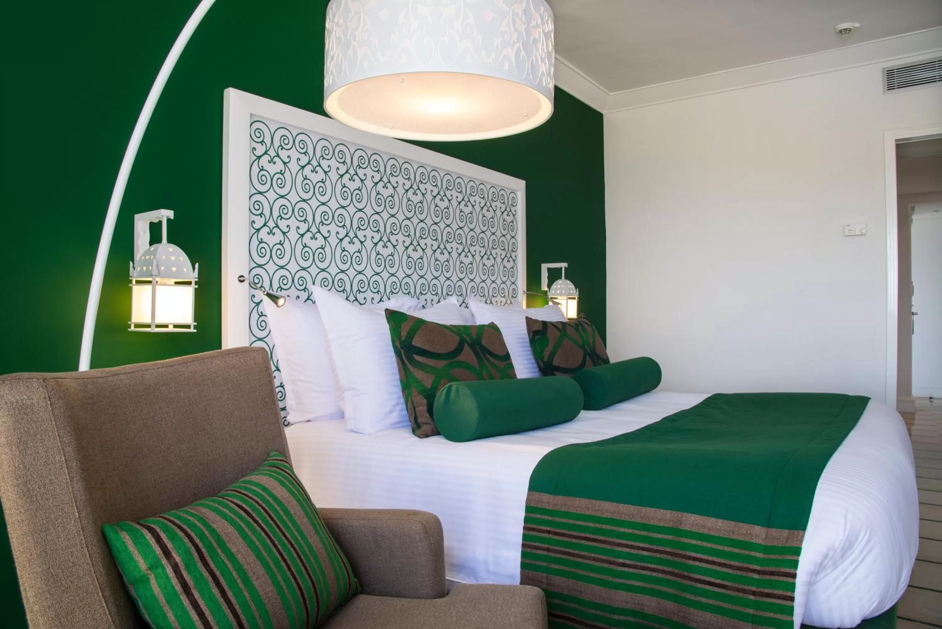 Bed in Radisson Blu Resort & Thalasso Hammamet