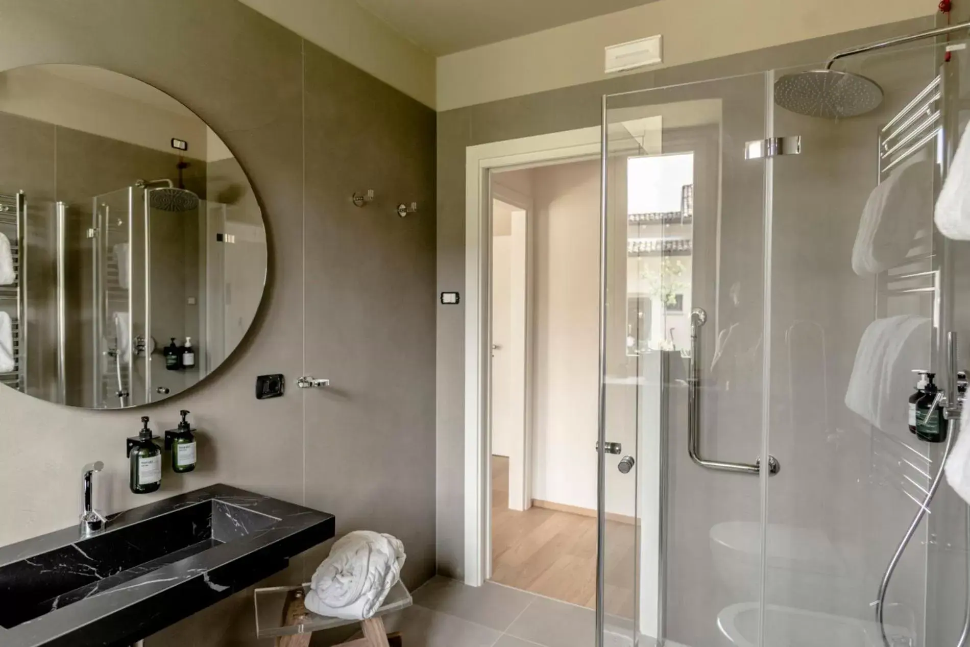 Bathroom in Parco Reala // Rural - Luxury - Rooms