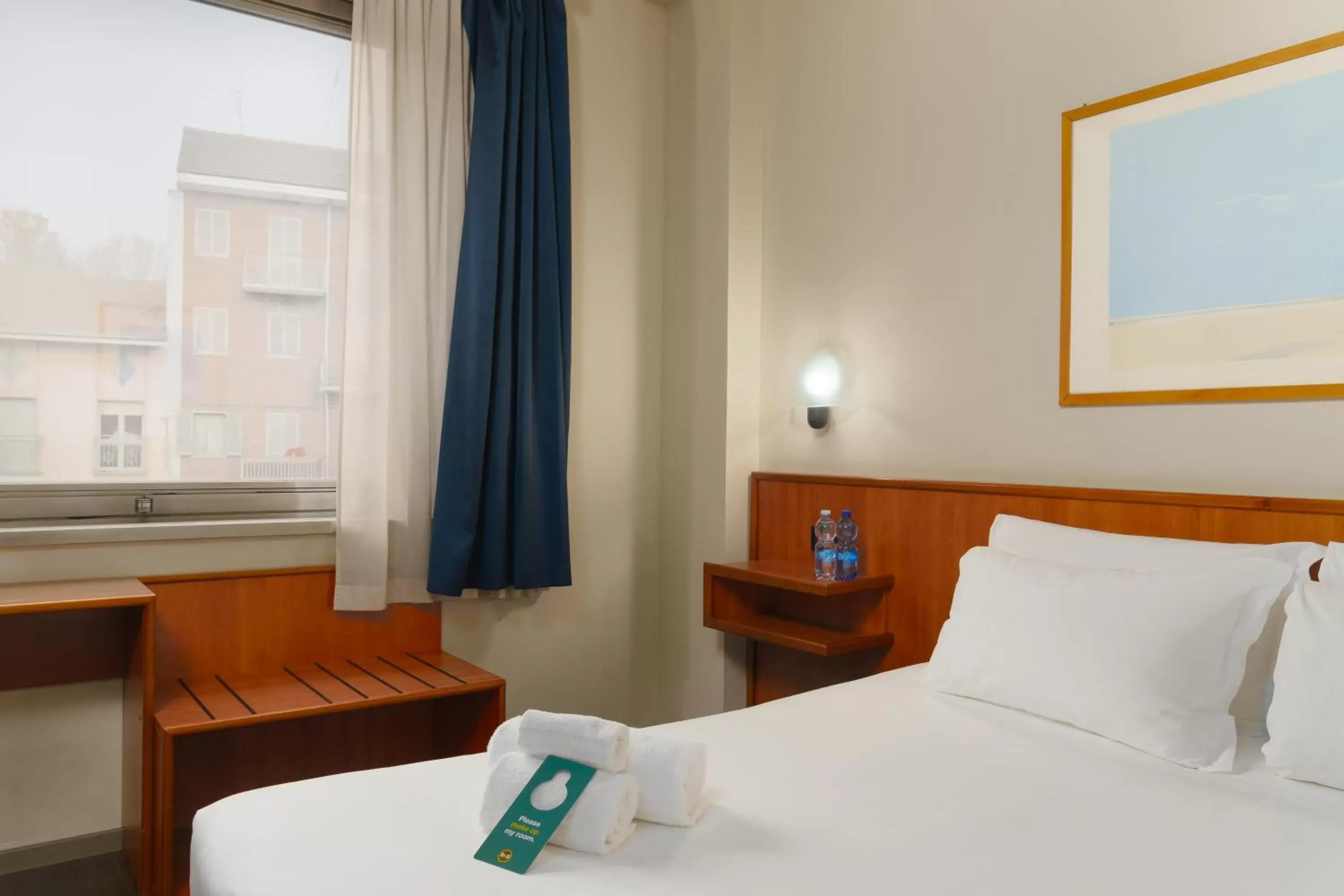 Bedroom, Bed in B&B Hotel Torino President