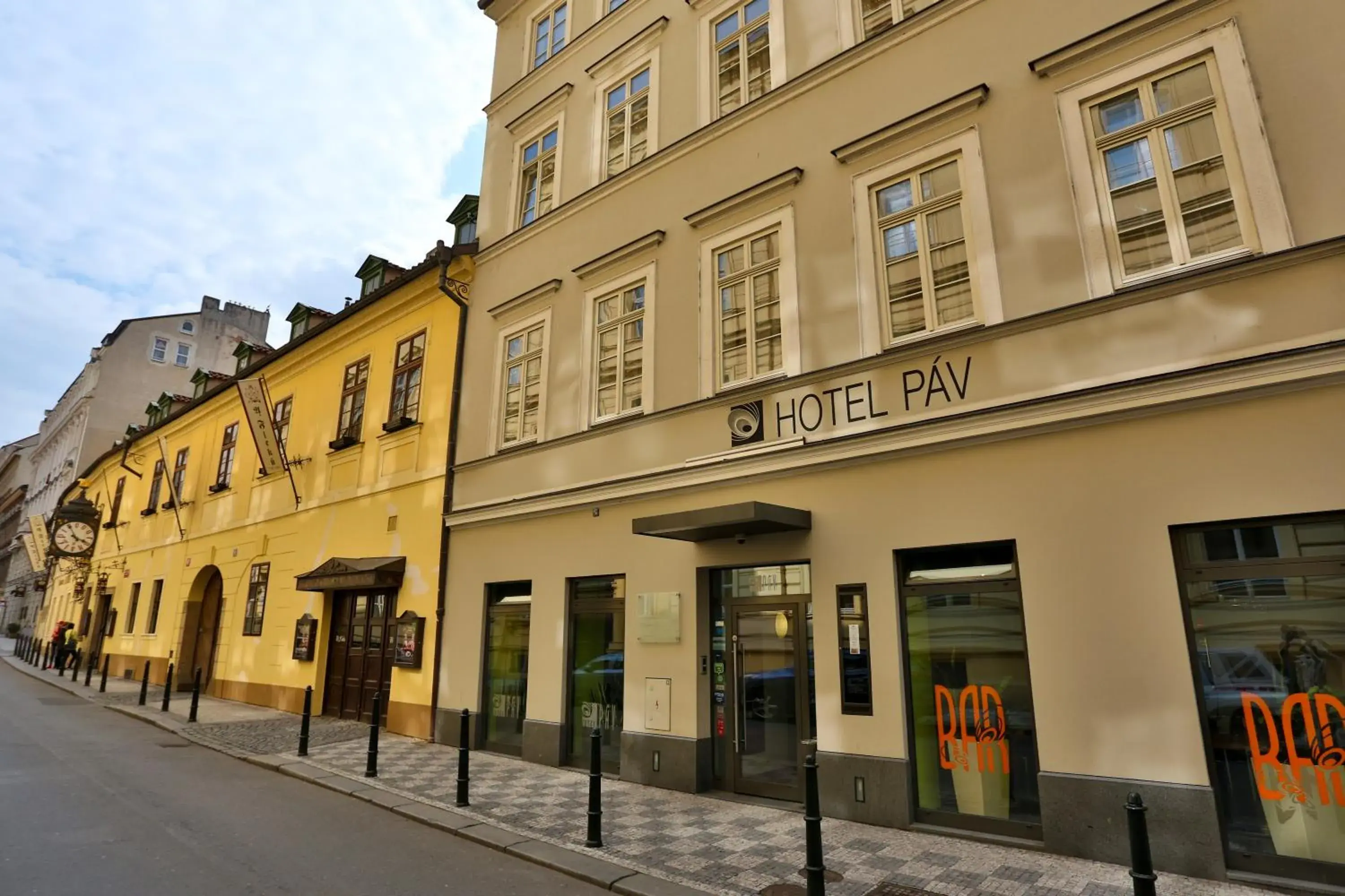 Facade/entrance in Hotel Páv