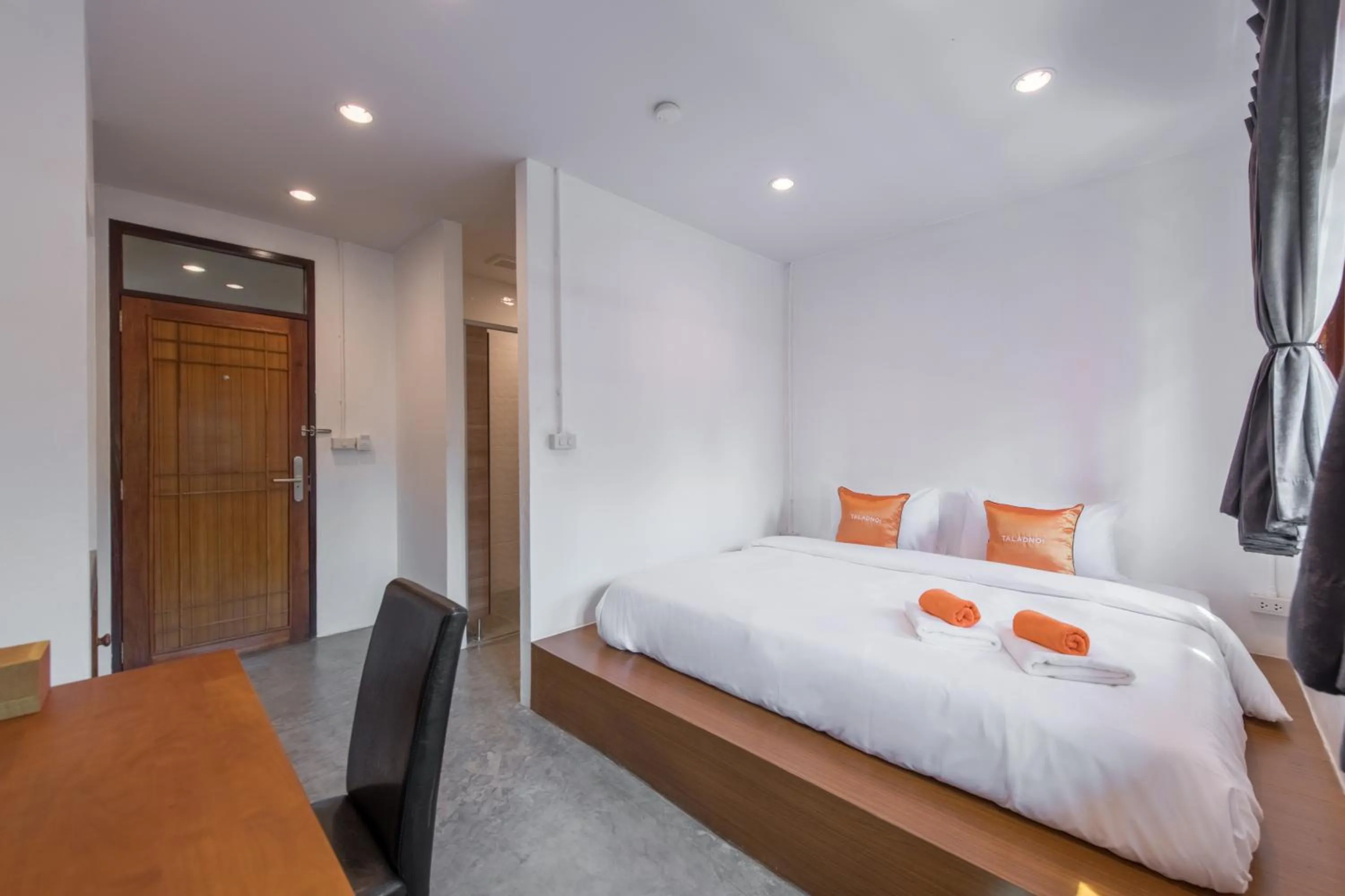 Bed in Tiny Taladnoi Hostel