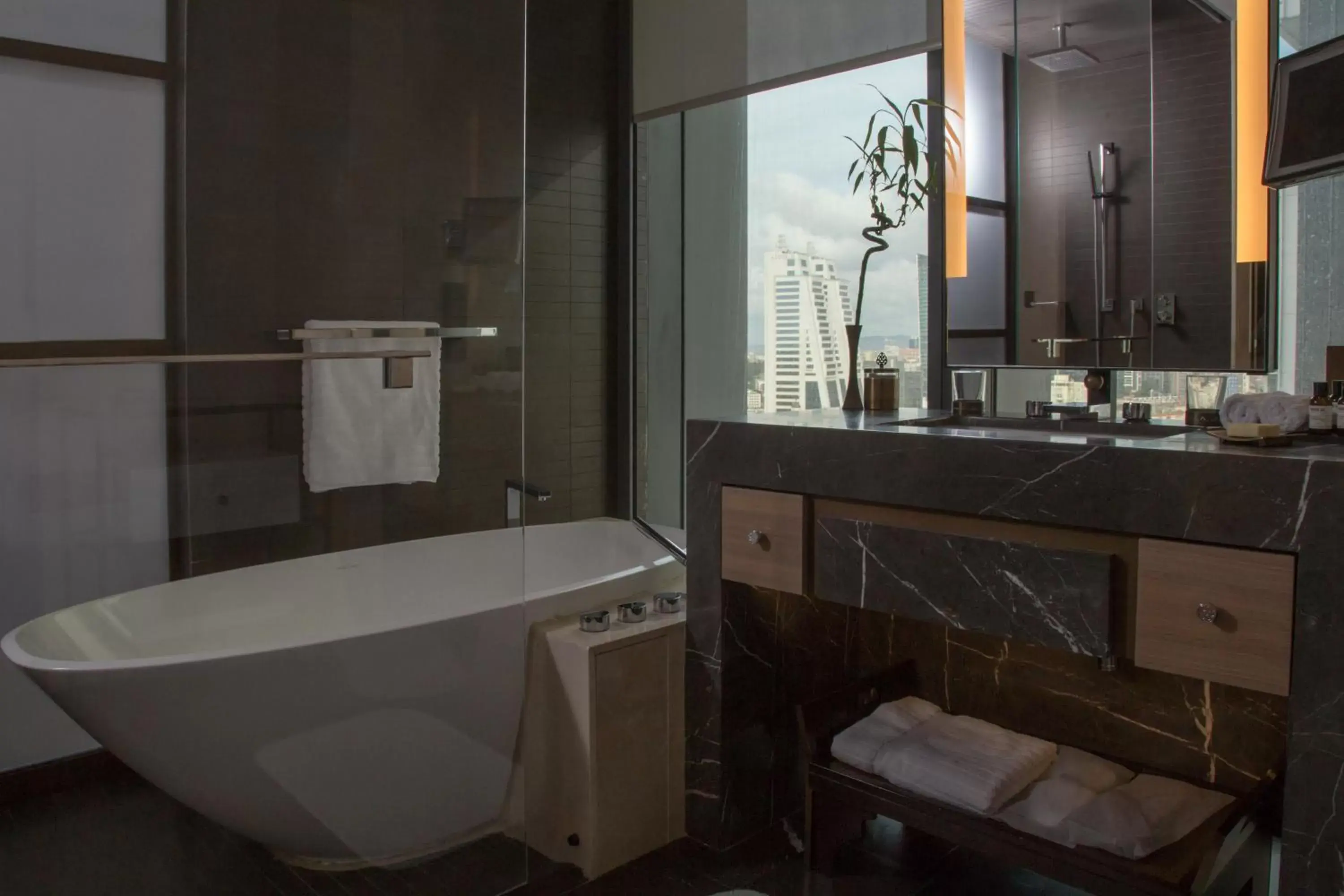 Bathroom in Fairmont Quasar Istanbul Hotel